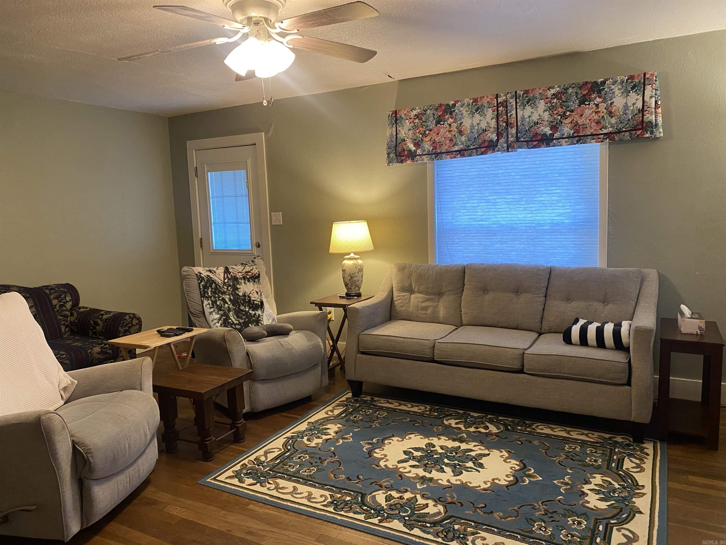 320 S George  Mount Ida, AR