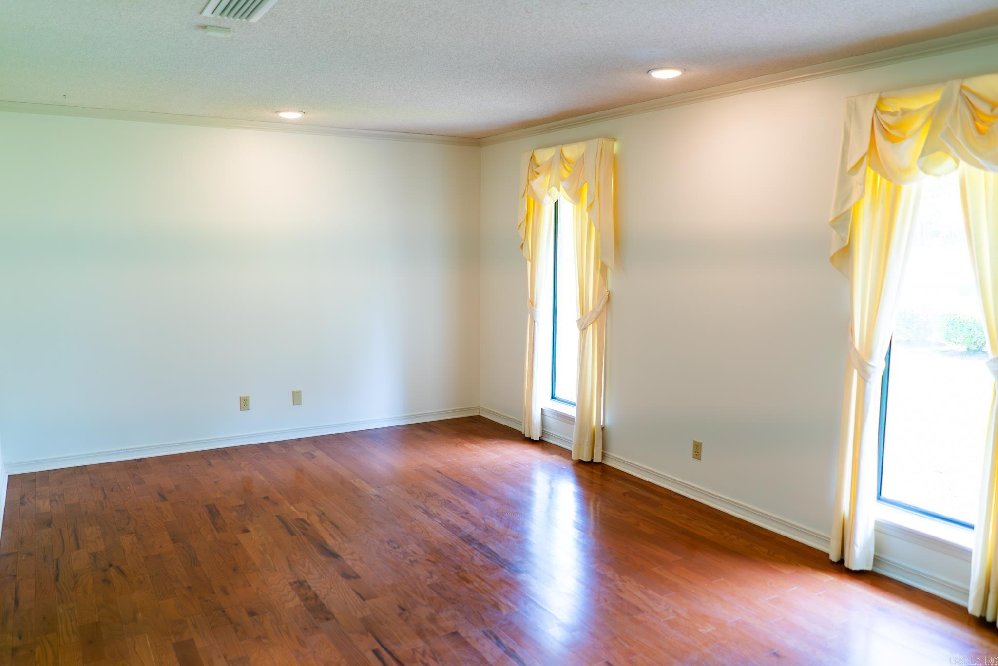 205 Baywood Lane Monticello, AR 71655