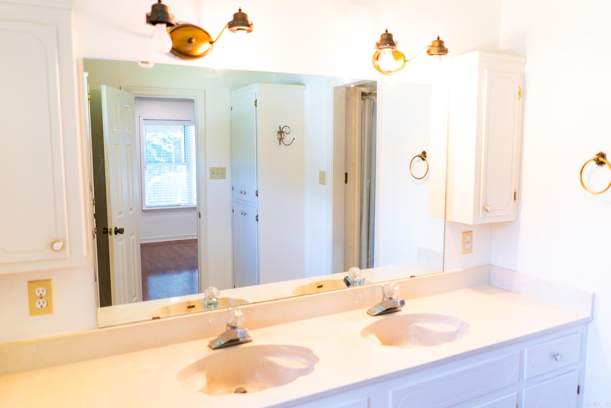 205 Baywood Lane Monticello, AR 71655