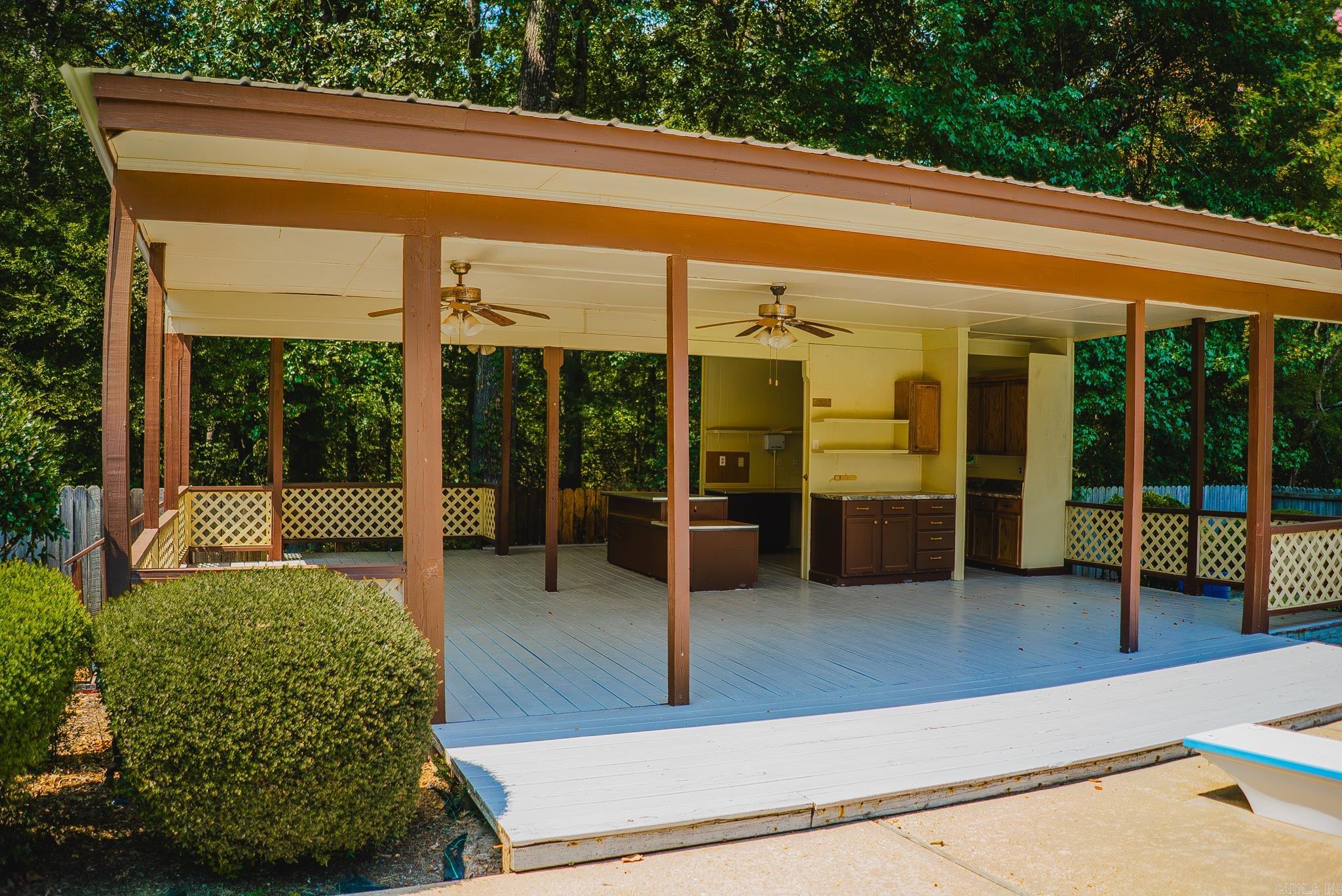 205 Baywood Lane Monticello, AR 71655