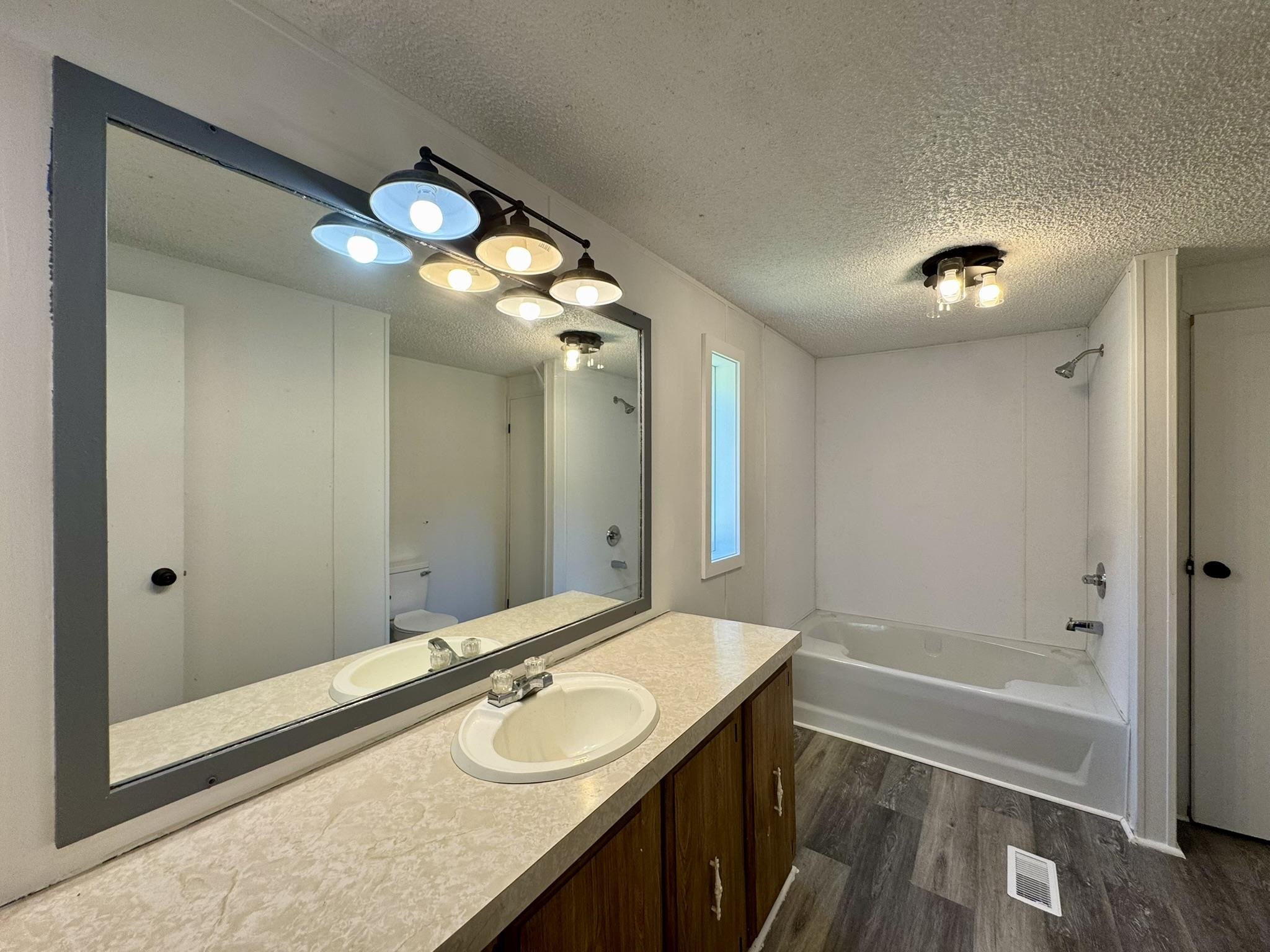25 Cedar Street  Pineville, AR