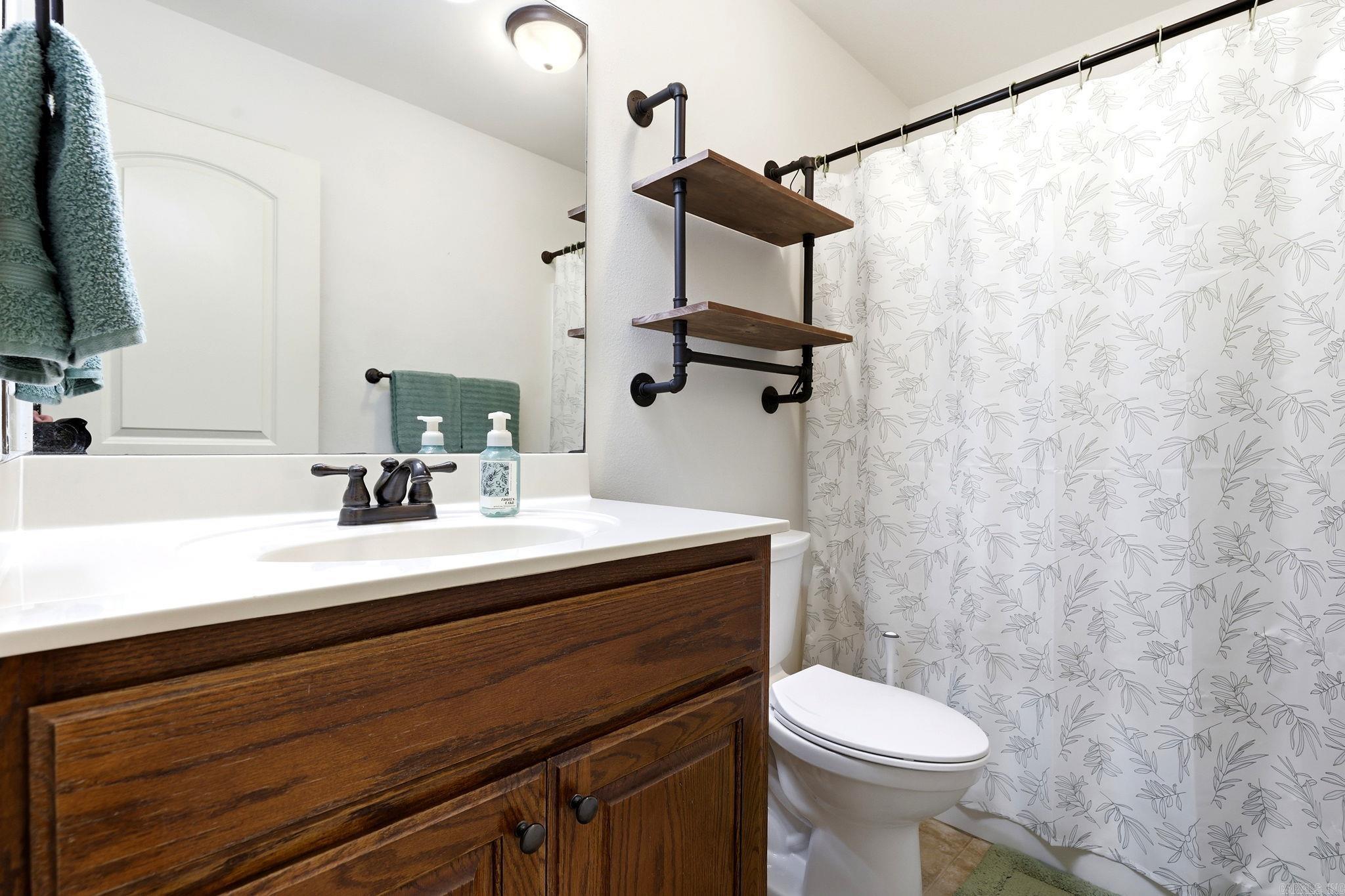 302 Montgomery  Benton, AR