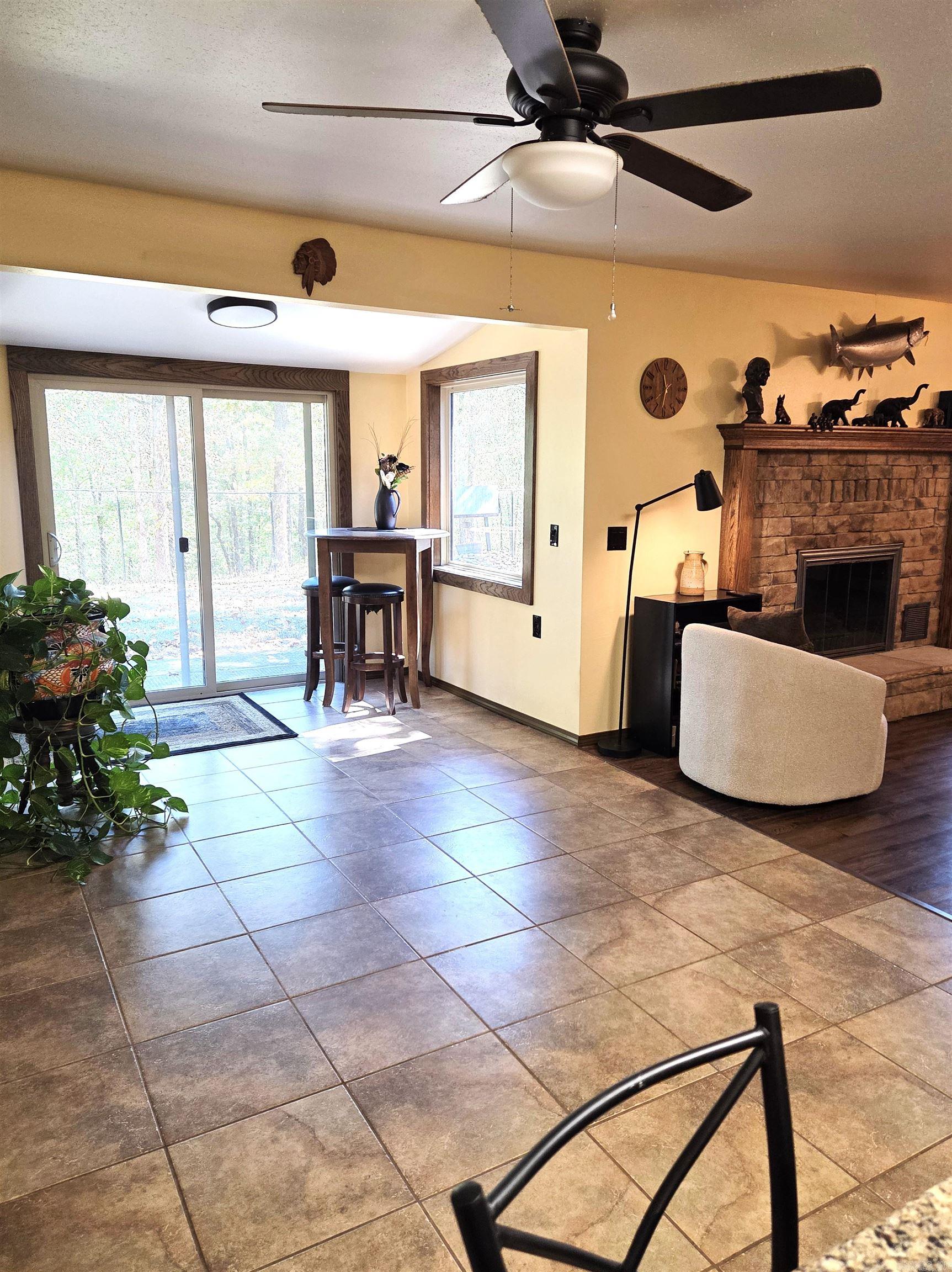 565 Polk Road 194 Mena, AR 71953