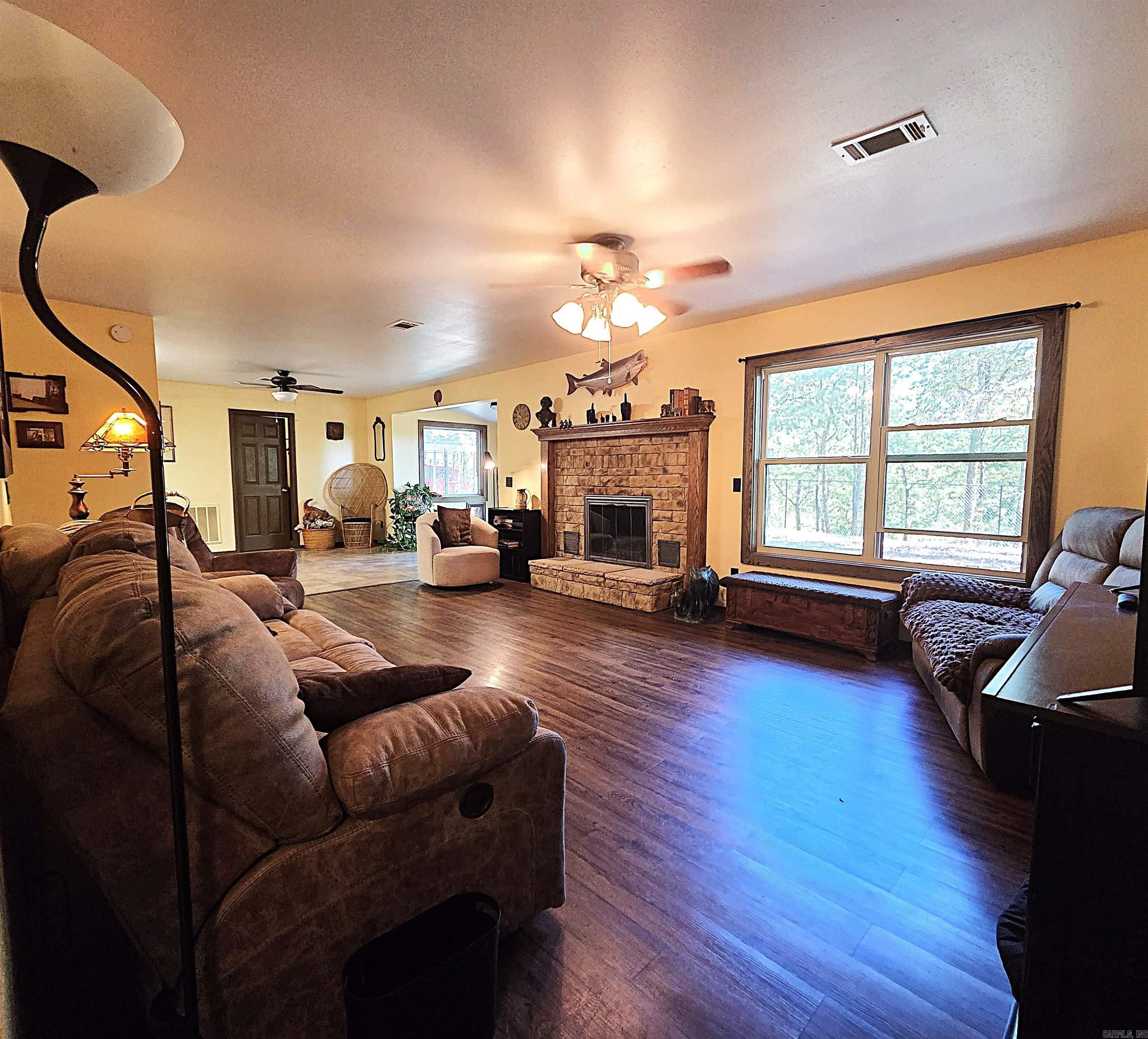 565 Polk Road 194 Mena, AR 71953