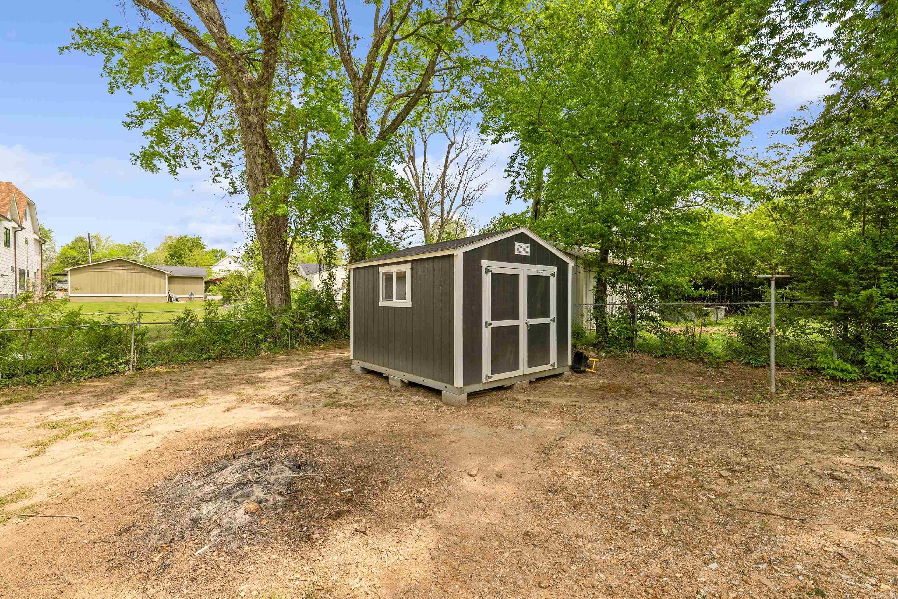 615 W Conway St  Benton, AR