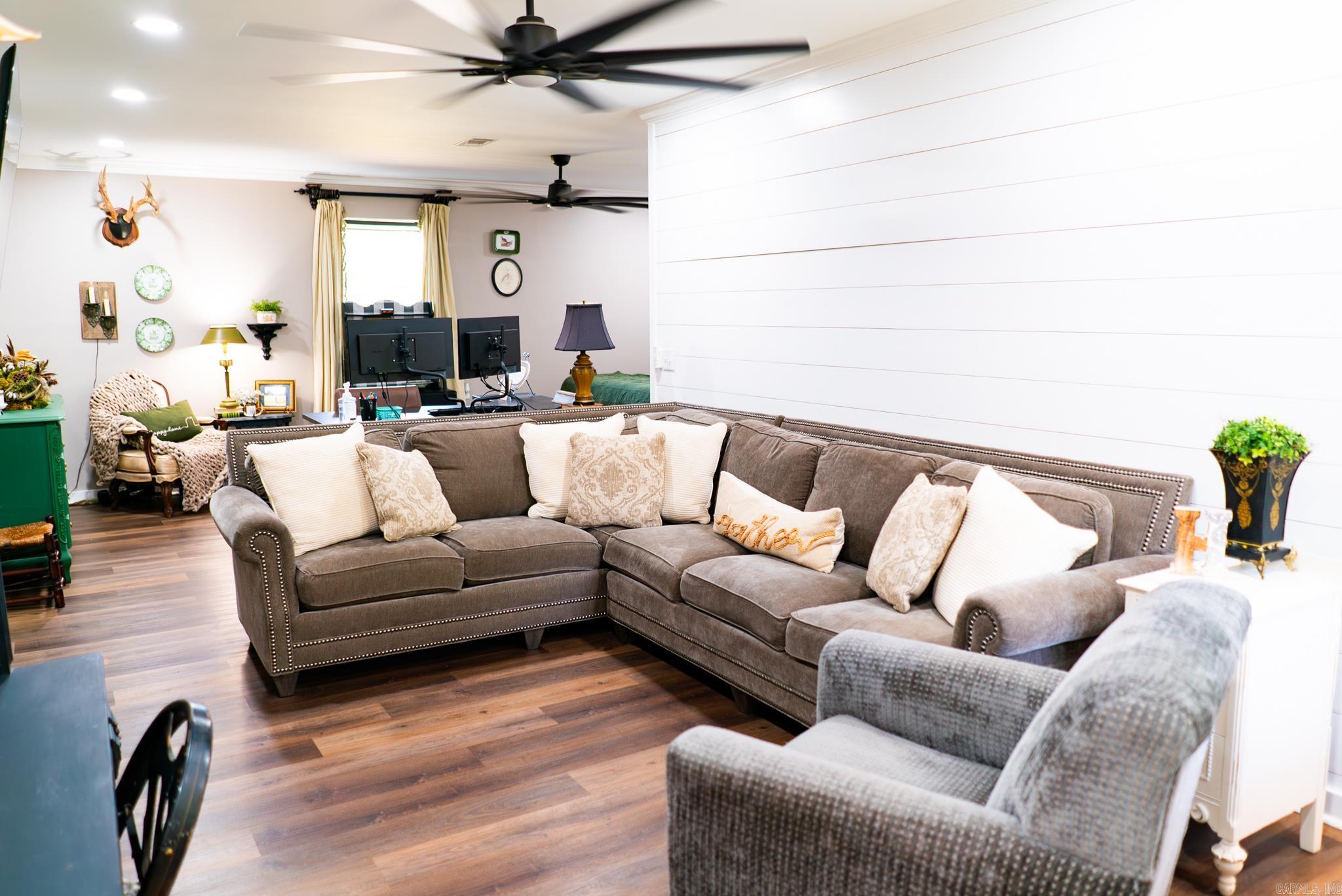 2198 US 425  Monticello, AR