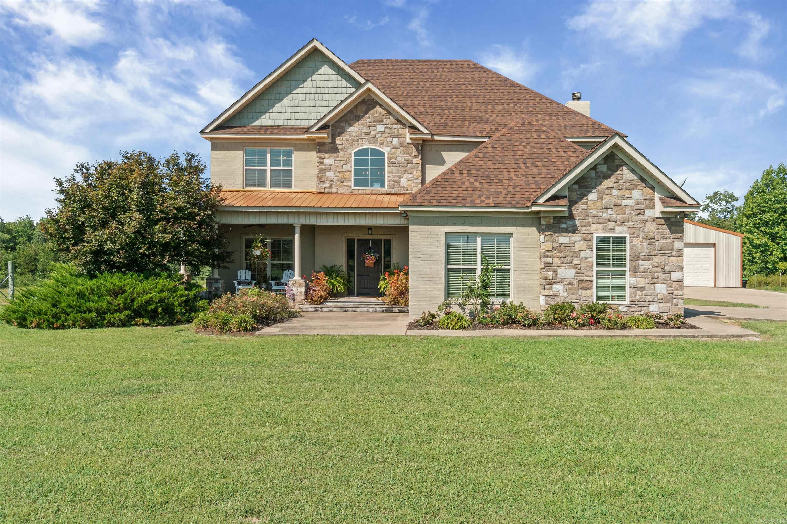 22 W Overland Drive Damascus, AR 72039