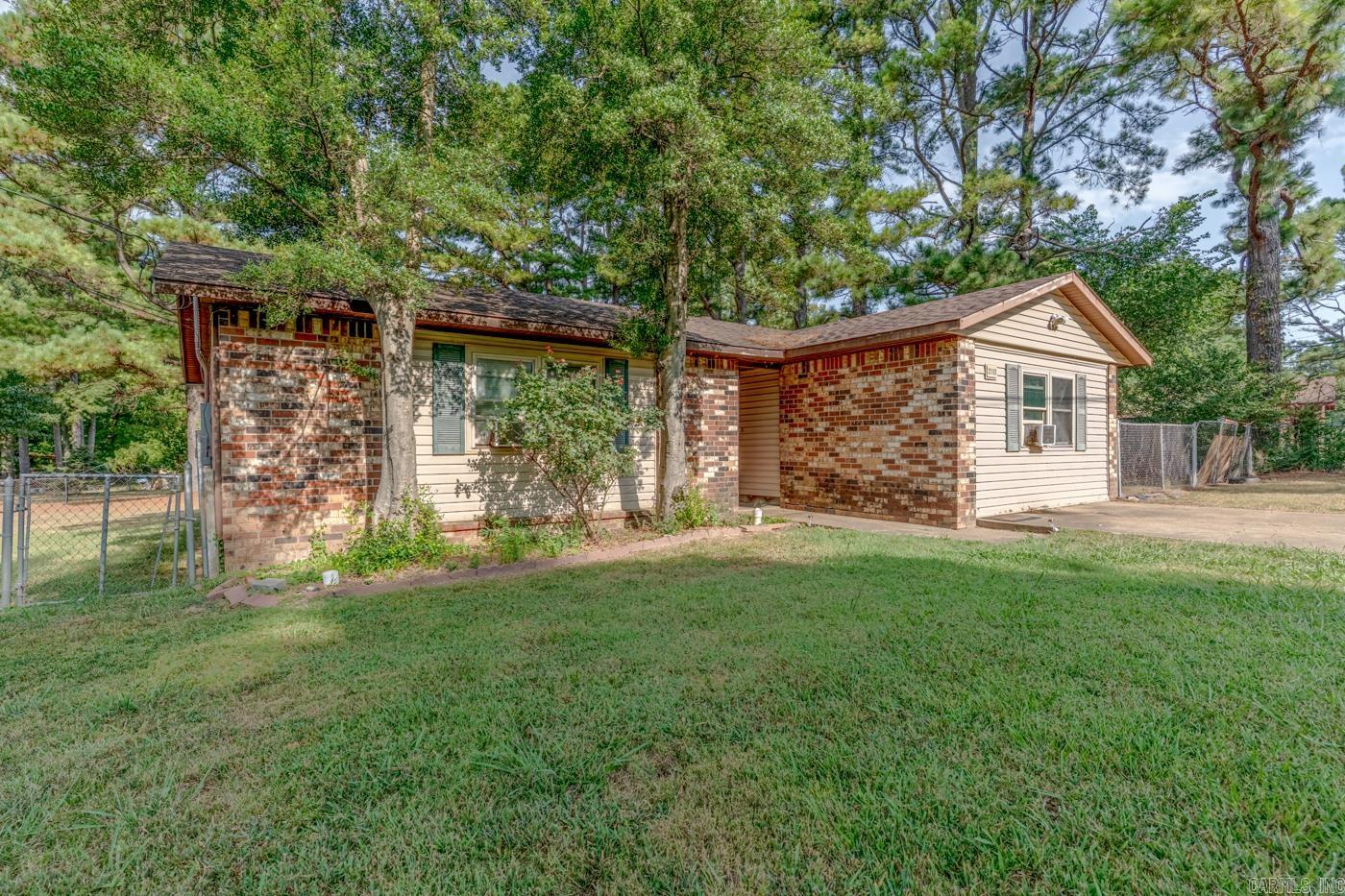 2115 Mitzi Ln  Jonesboro, AR
