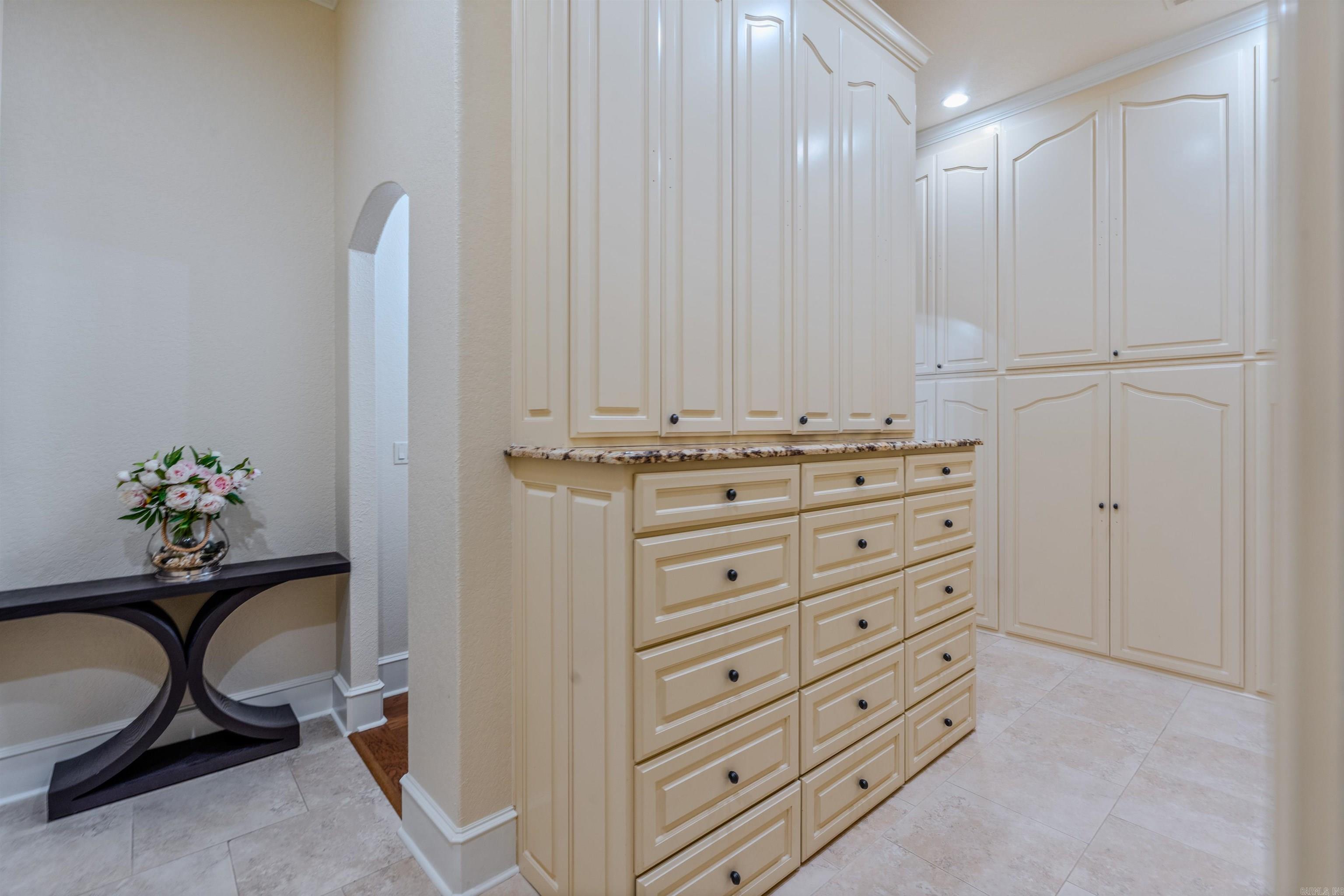 418 SUNCREST Street Bryant, AR 72022