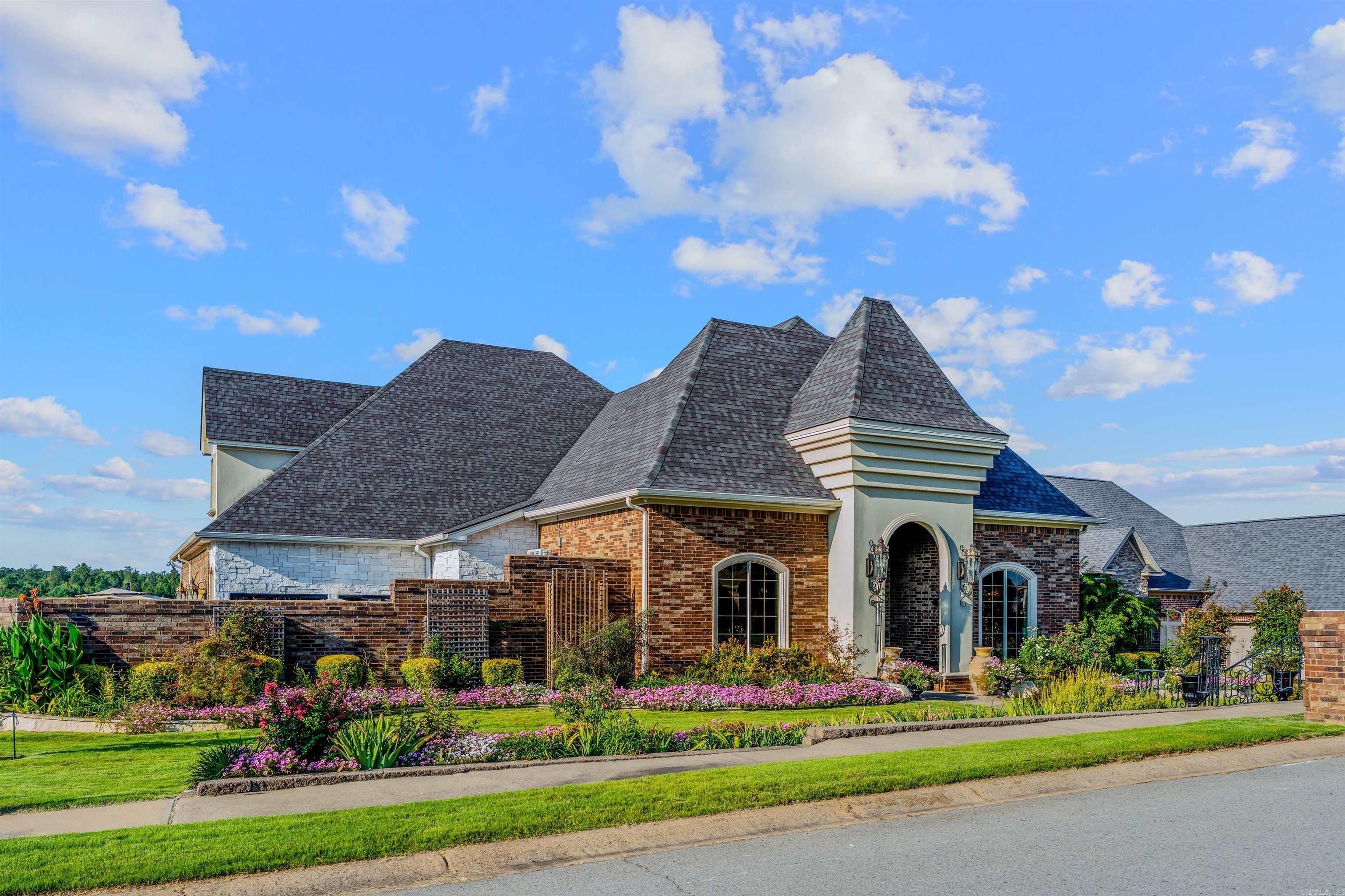 418 SUNCREST Street Bryant, AR 72022