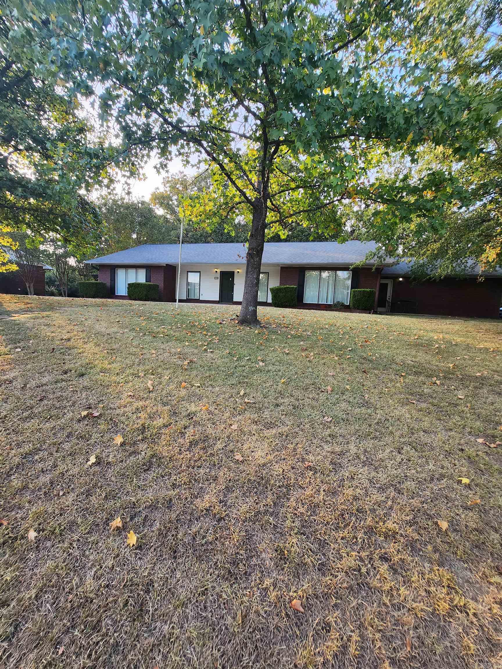195 Lorelei Street Hot Springs, AR 71913