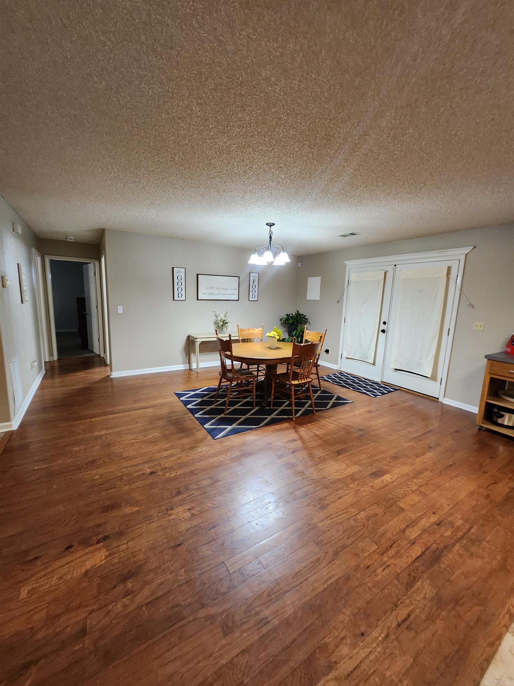 195 Lorelei Street Hot Springs, AR 71913