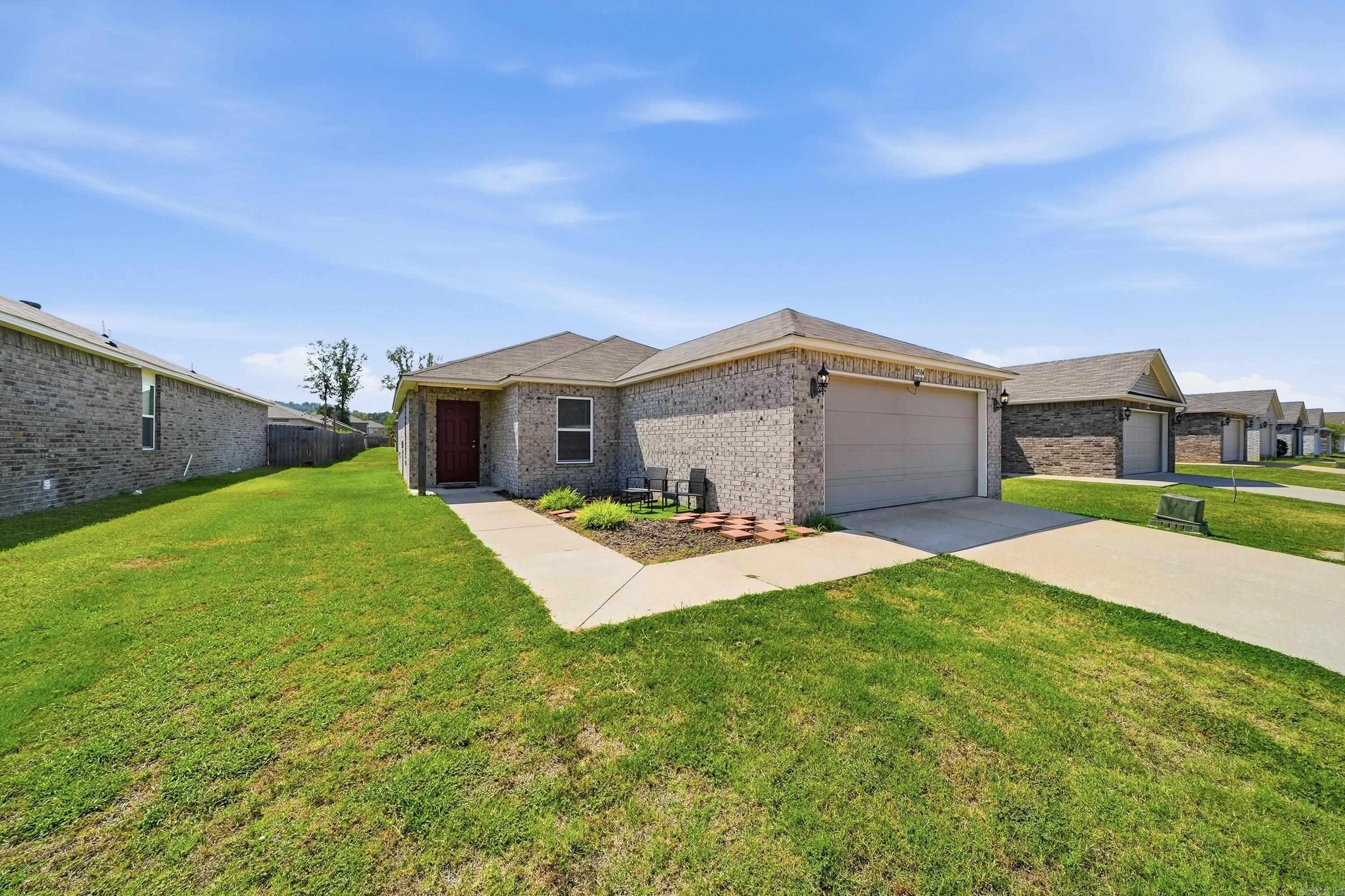 10504 Darla Lane — photo 3