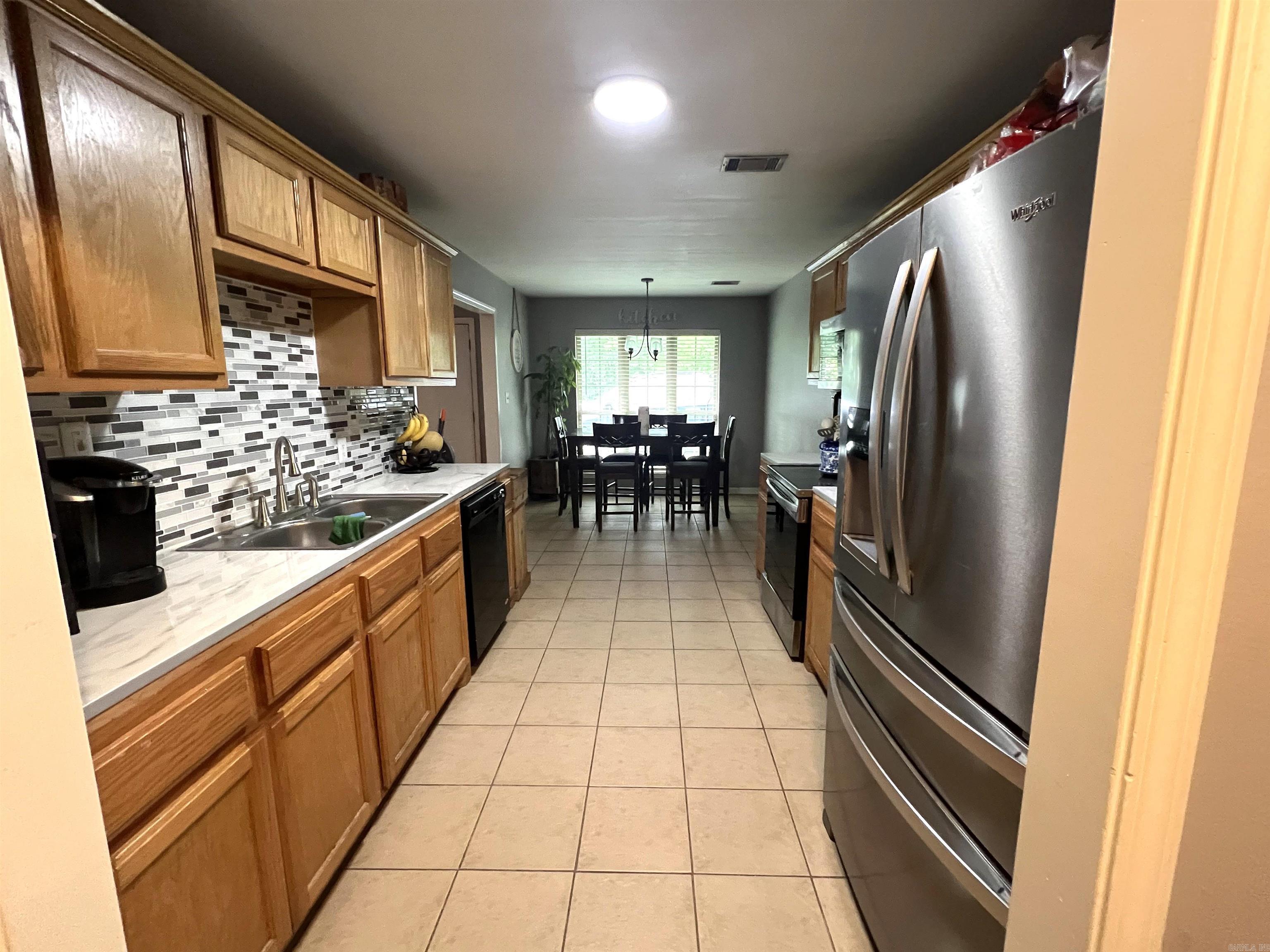 368 Meadow Creek Drive — photo 3
