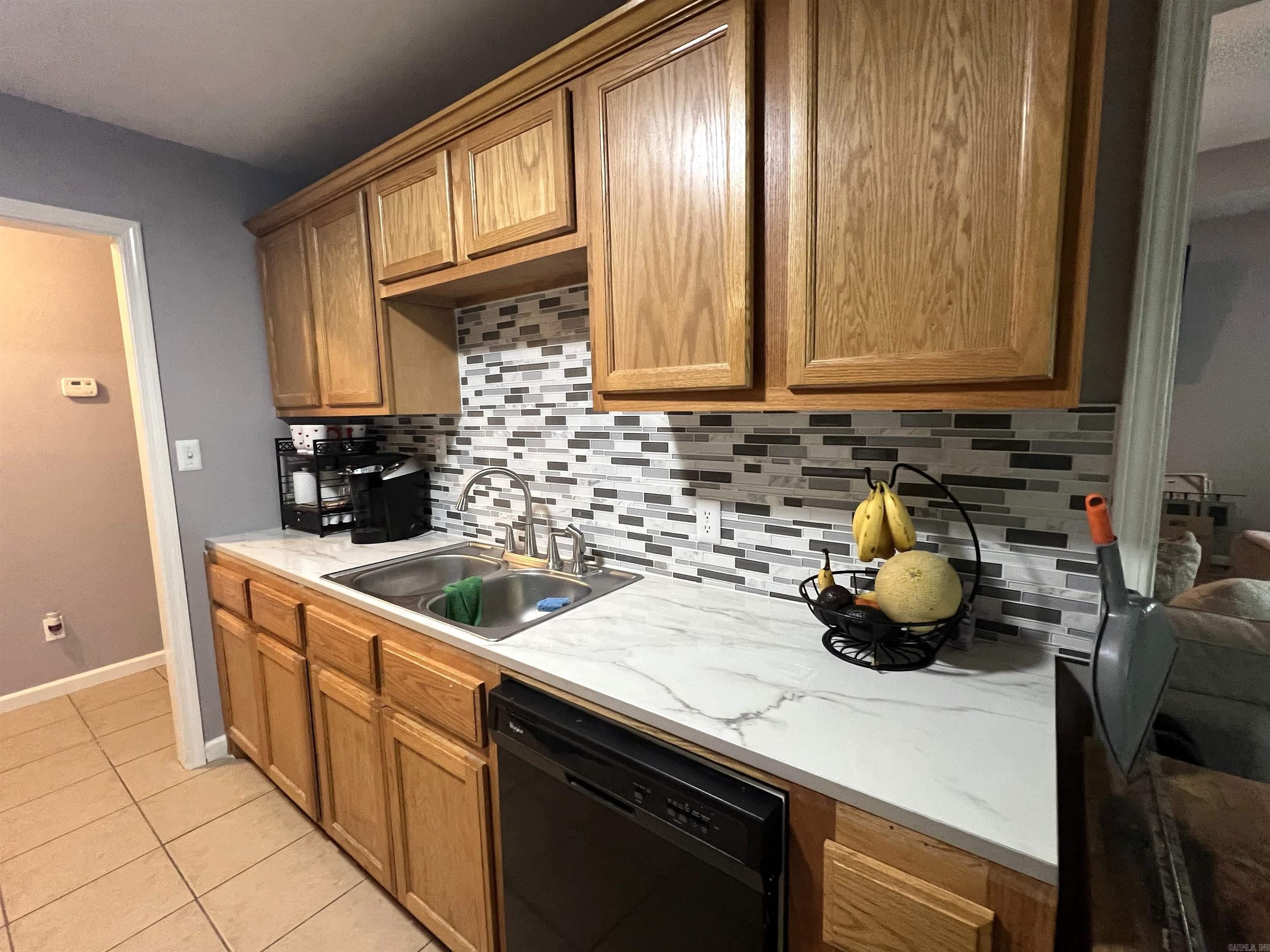 368 Meadow Creek Drive — photo 4