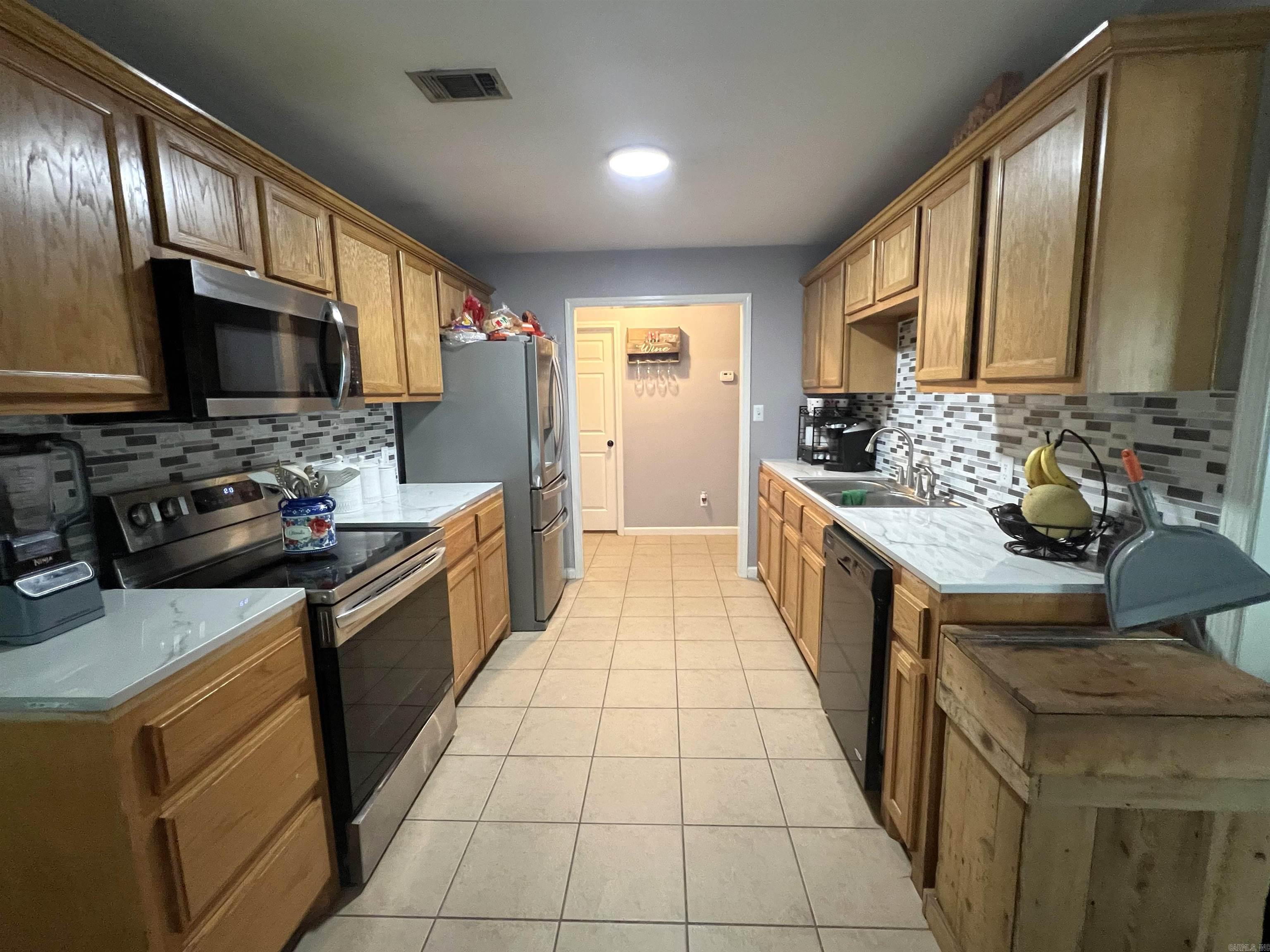 368 Meadow Creek Drive — photo 5