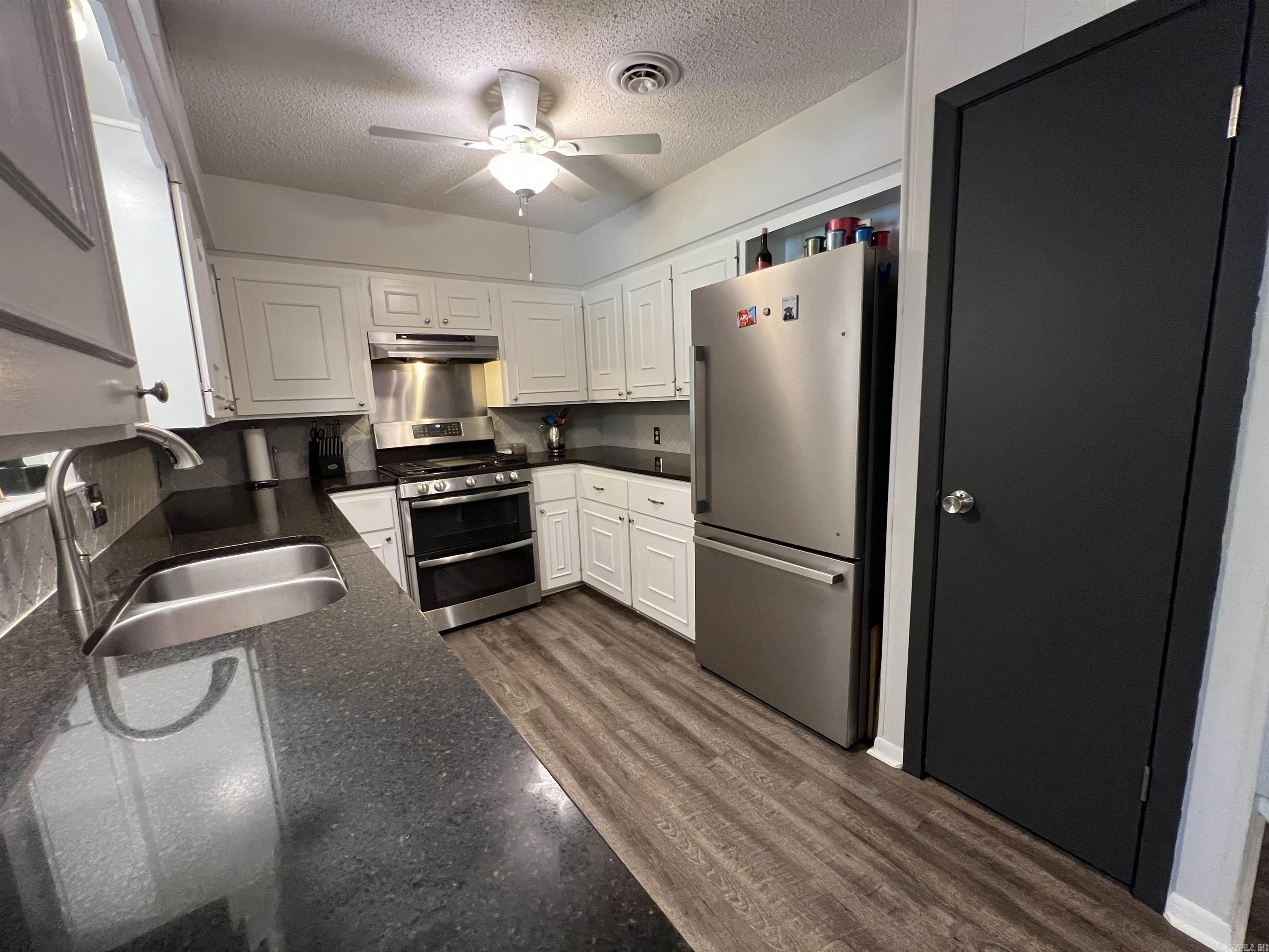 876 S 16th  Piggott, AR