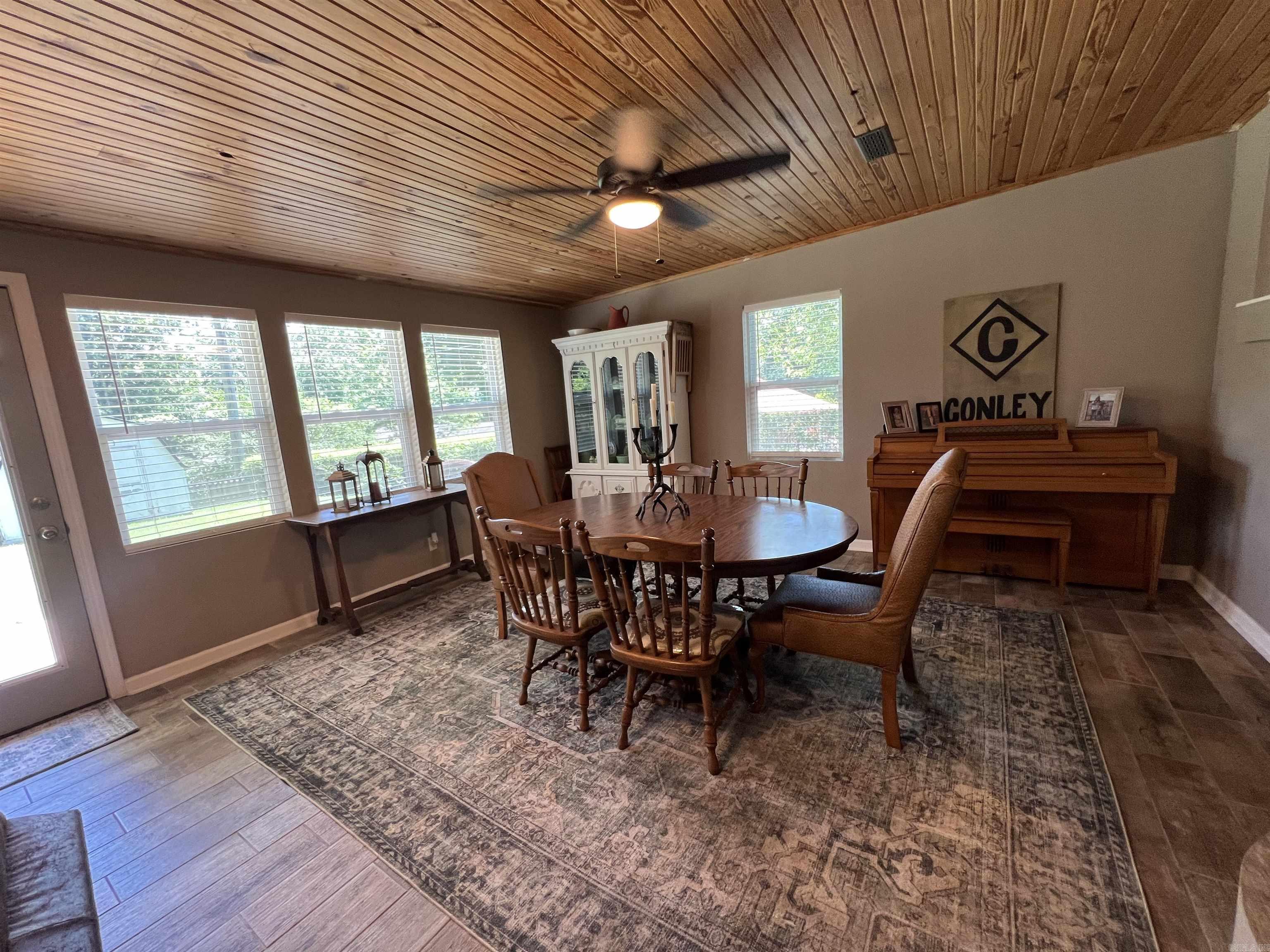 876 S 16th  Piggott, AR