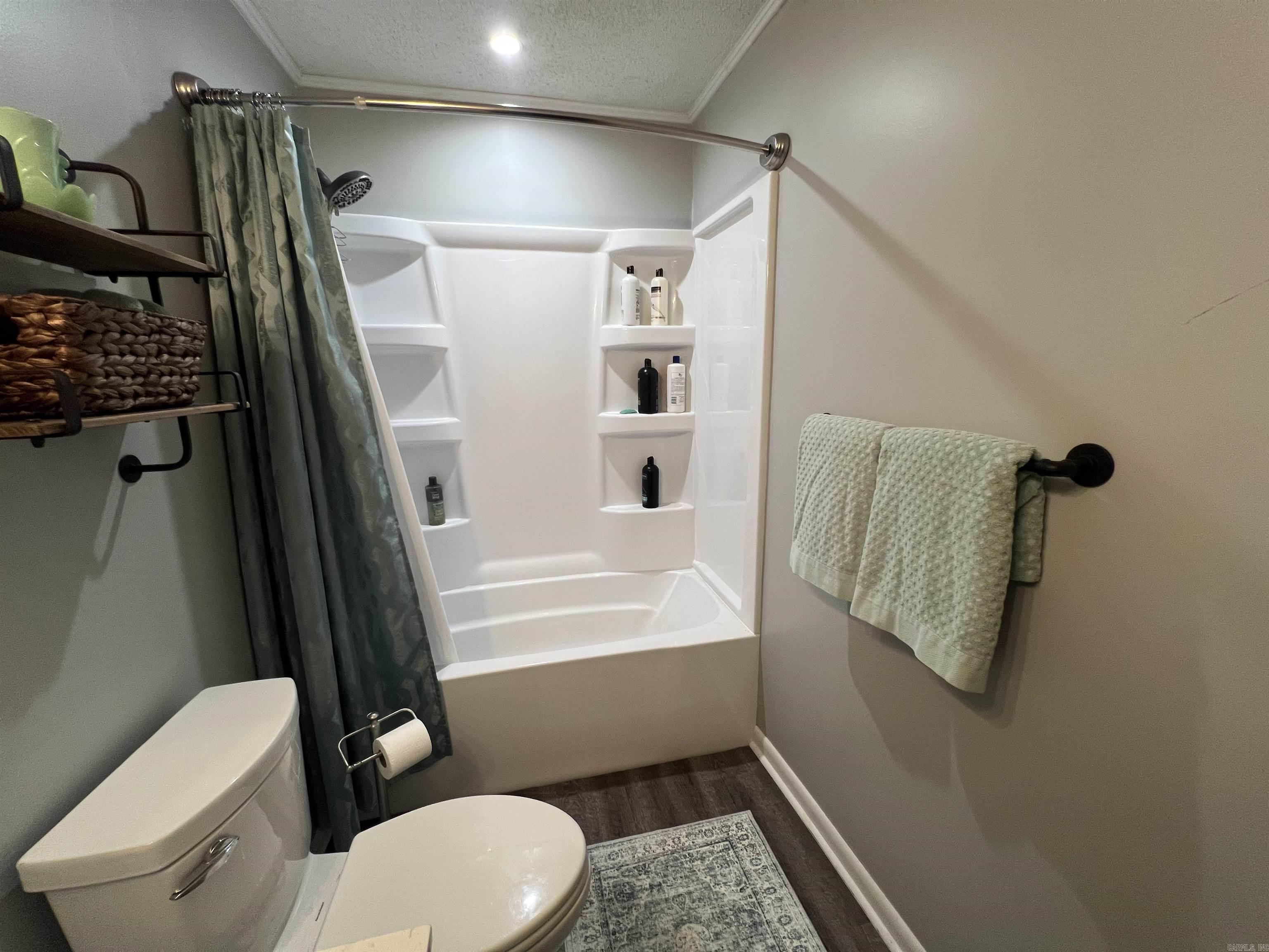 876 S 16th Avenue Piggott, AR 72454