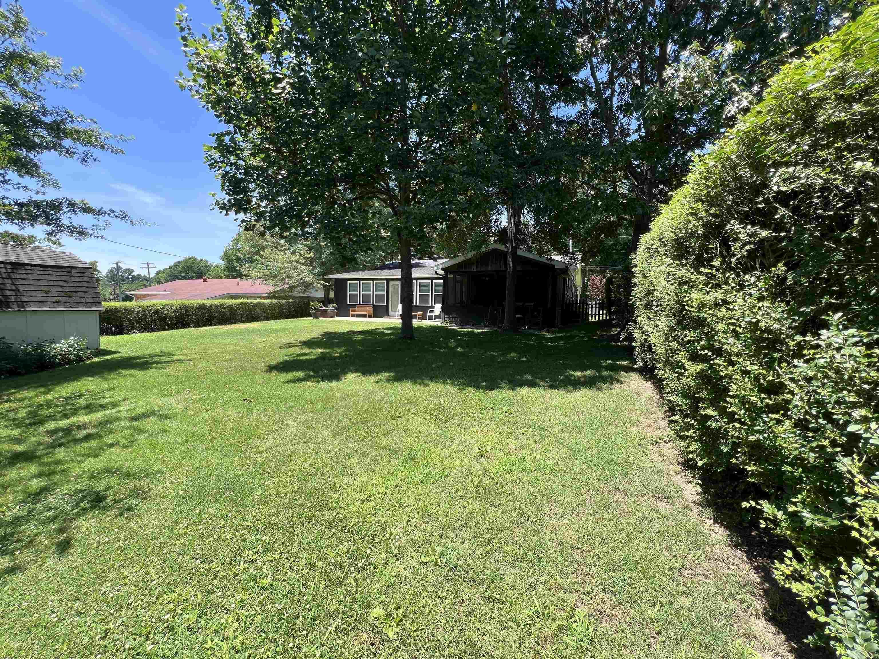876 S 16th Avenue Piggott, AR 72454