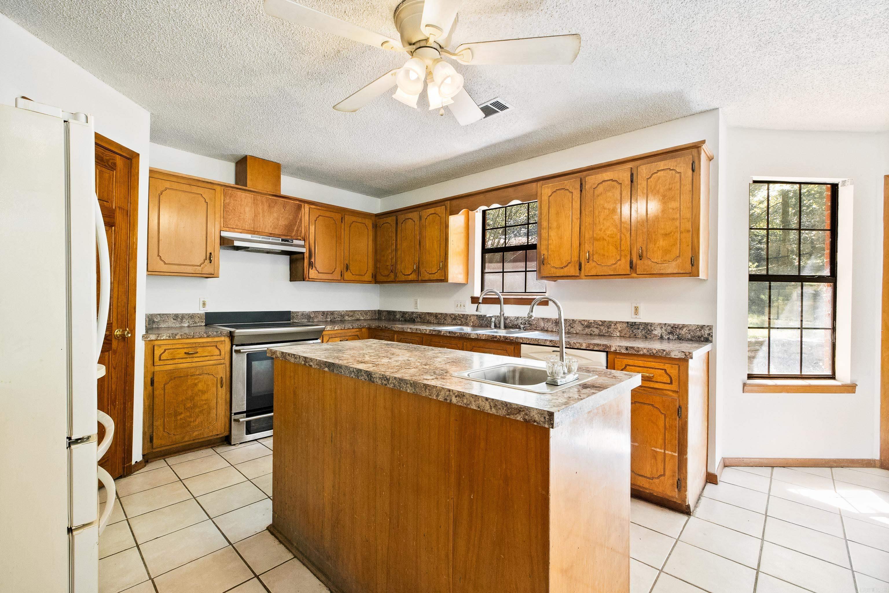 4999 Brooke  Benton, AR