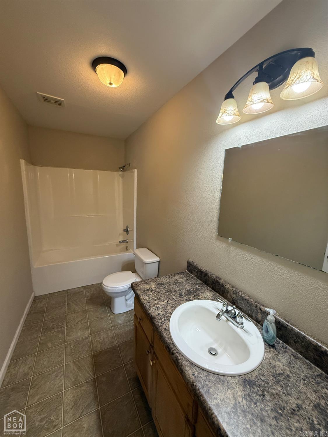 829 N 10th  Paragould, AR