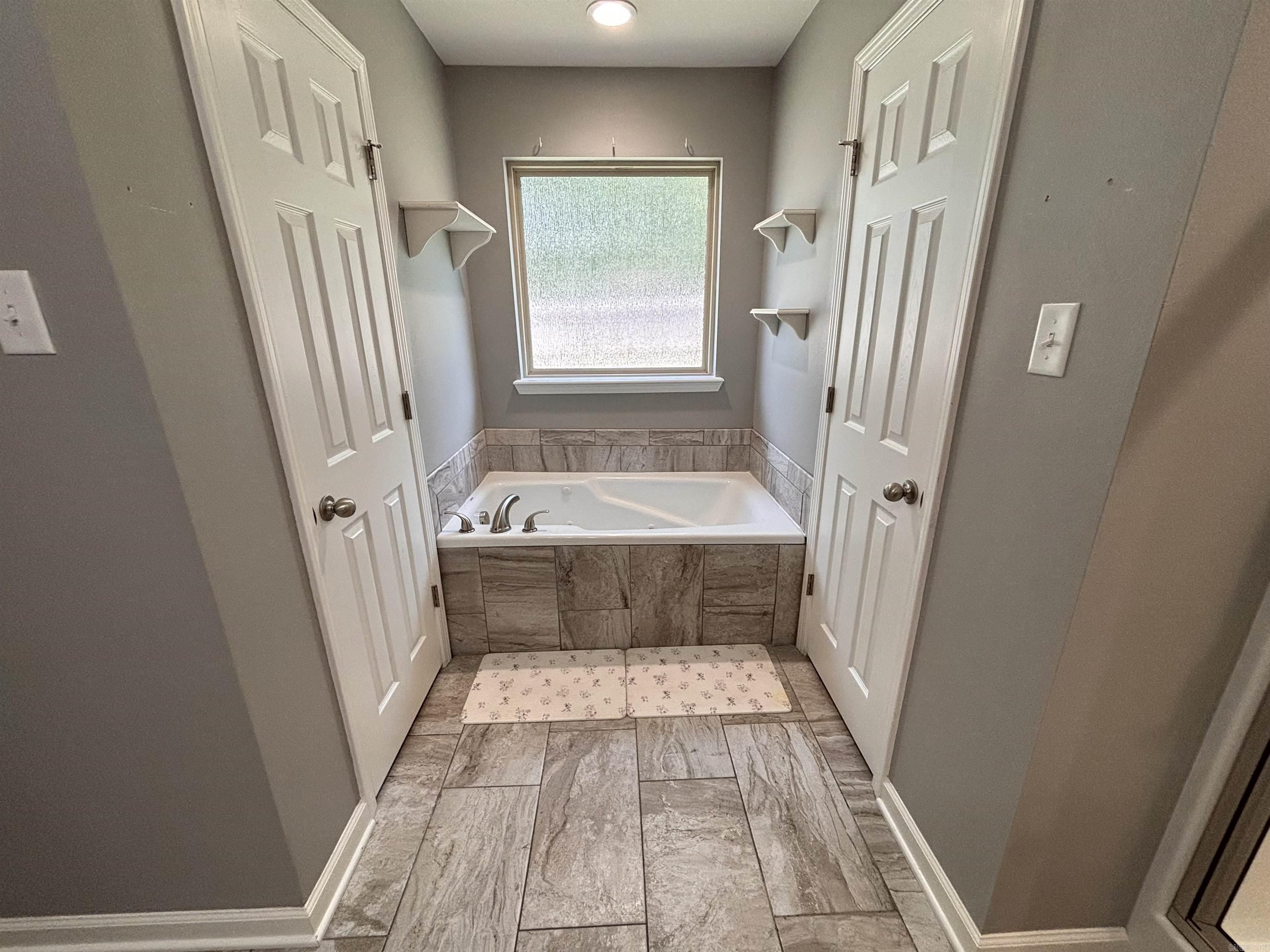 310 S Shady  Benton, AR