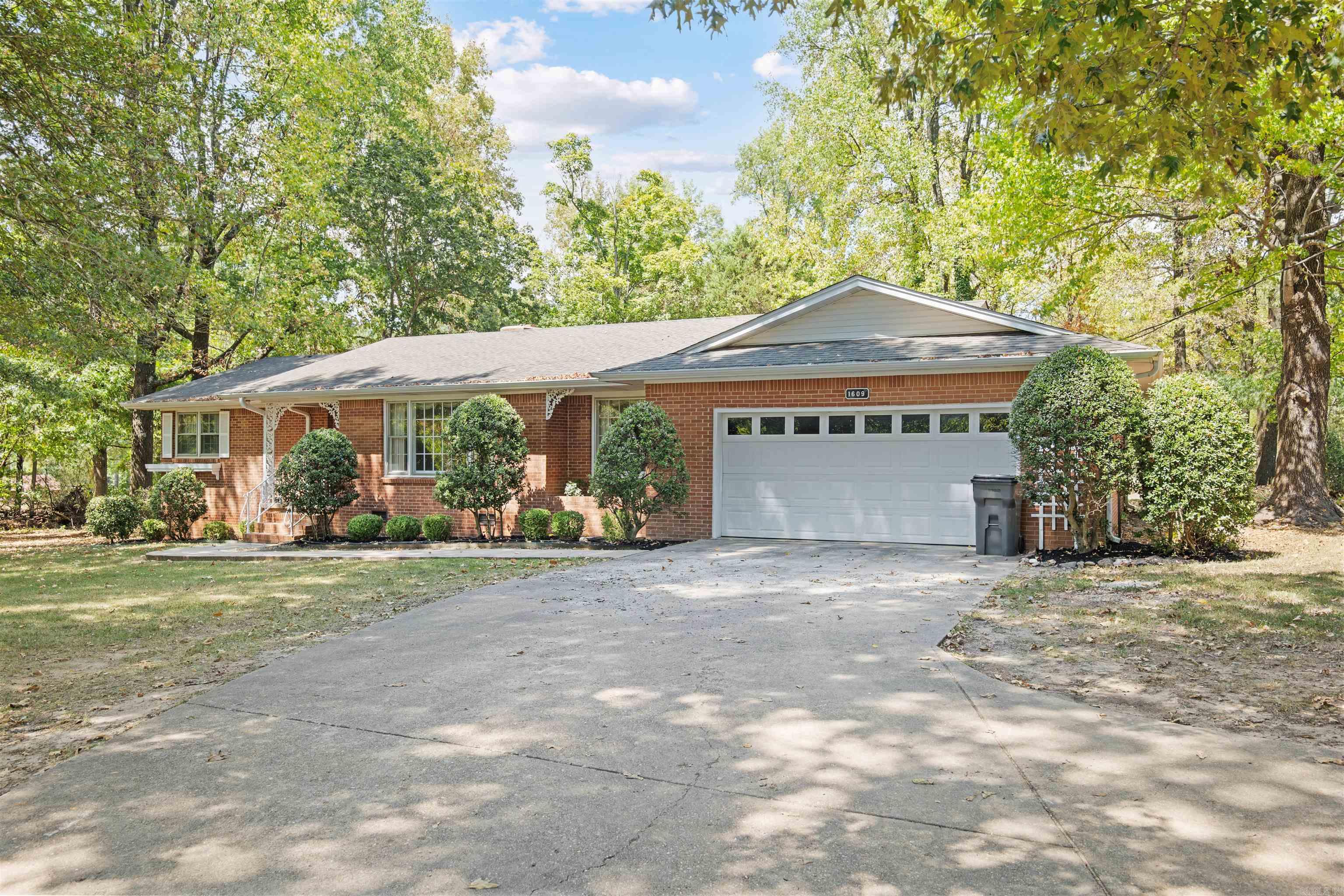 1609 Campground  Paragould, AR