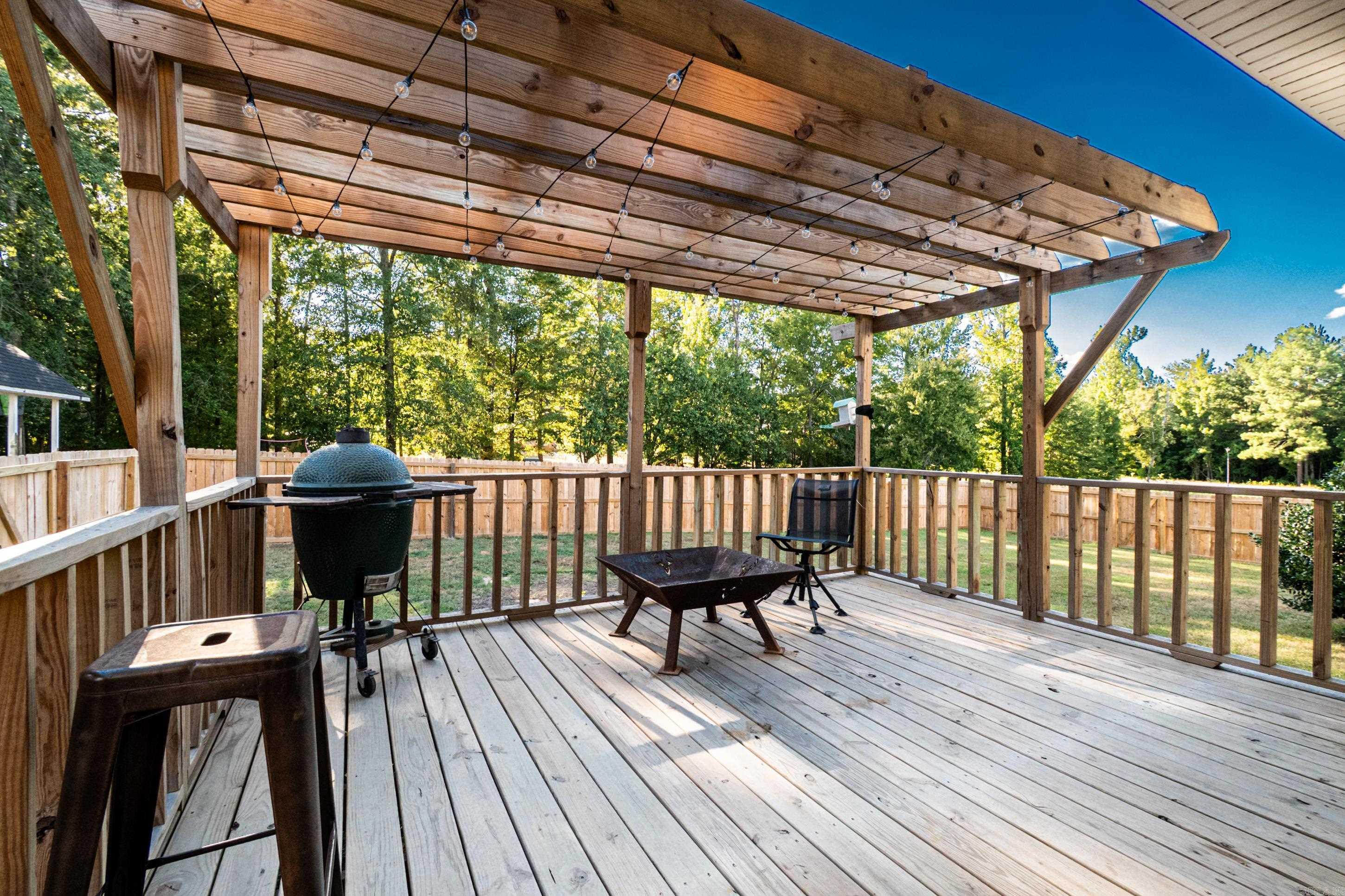 21 Pleasant Oaks Drive Smackover, AR 71762