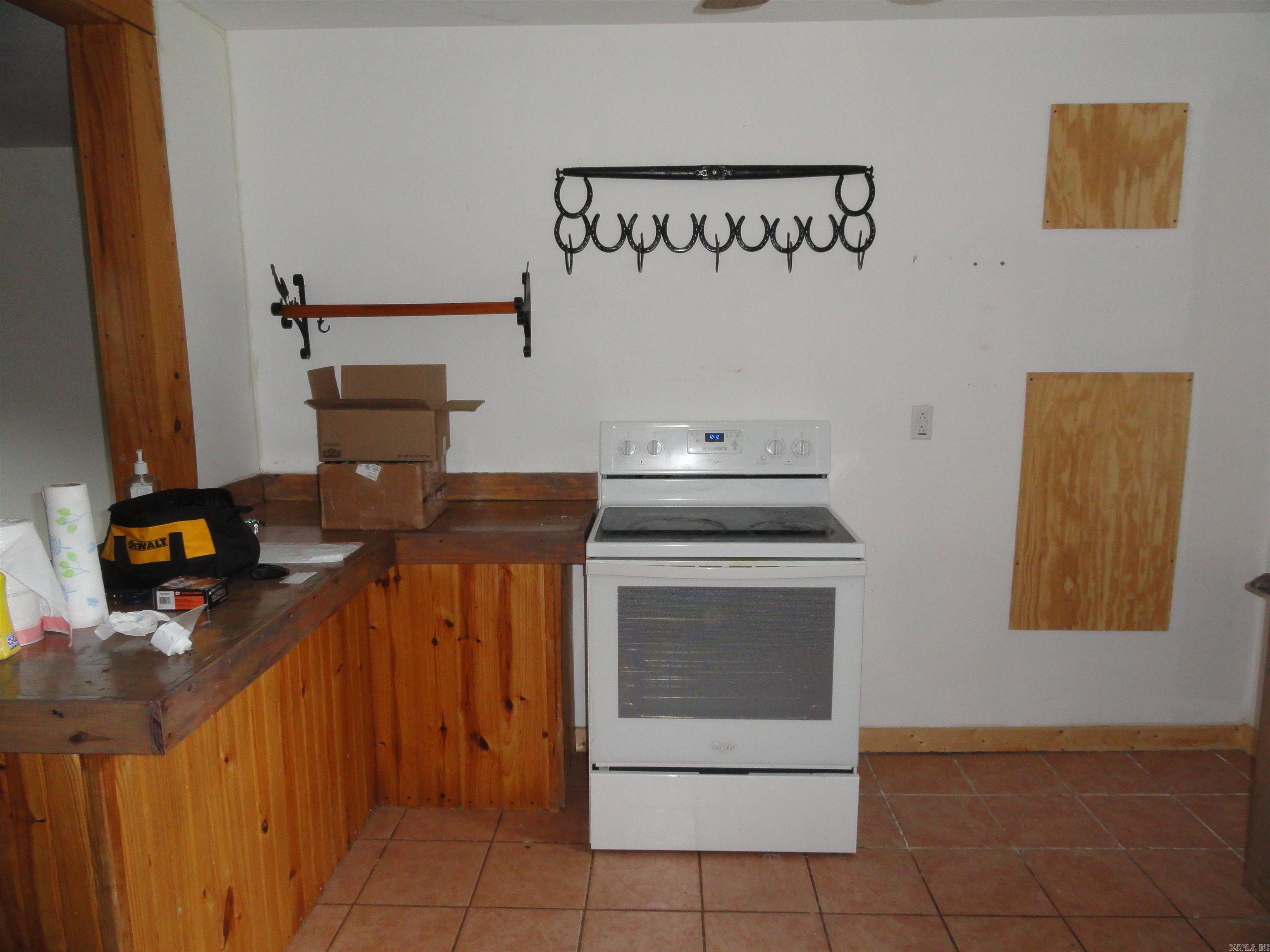 1826 Marsena  Marshall, AR
