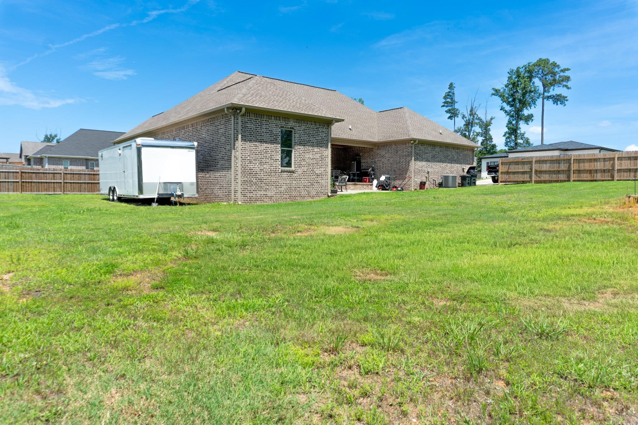 308 Oak Tree South  Sheridan, AR
