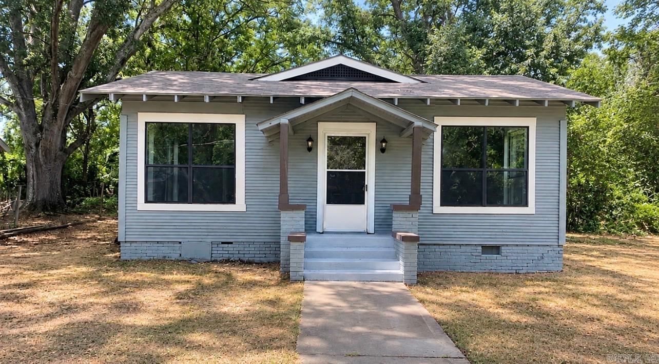 977  Lyons  Camden, AR