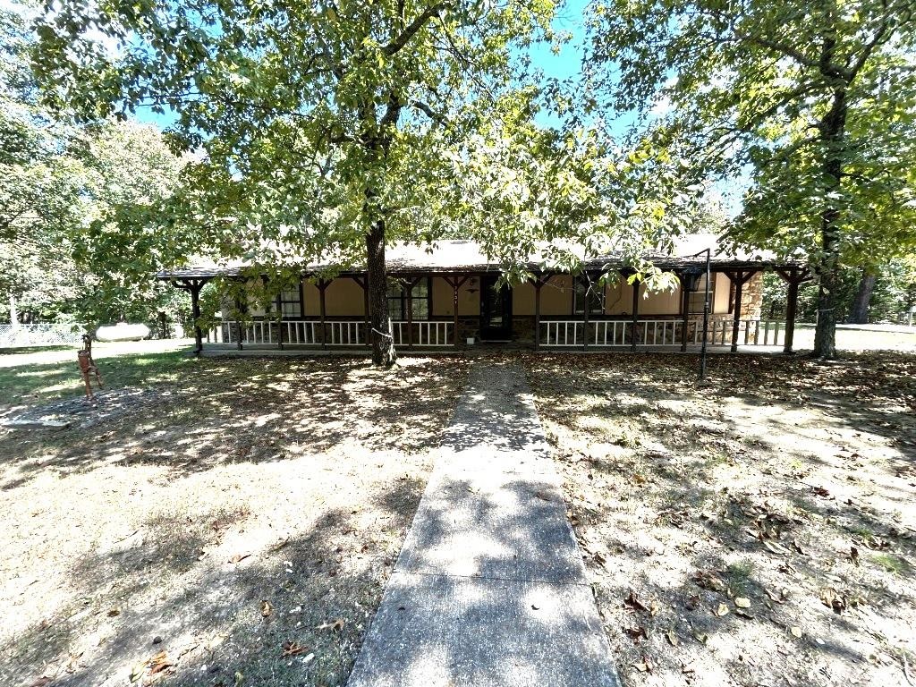 2631 Hub Willis Road