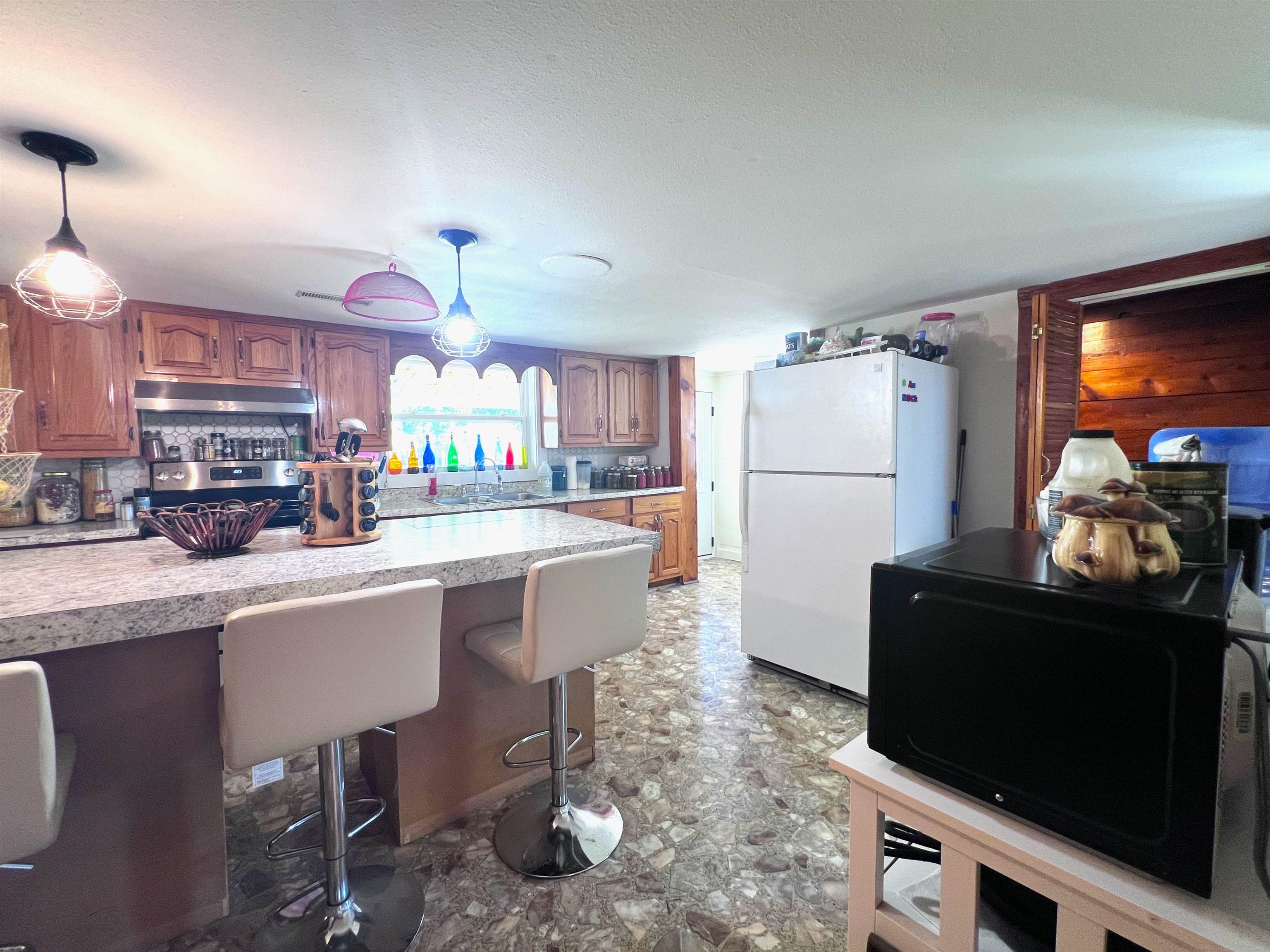 3295 Cozahome  Harriet, AR