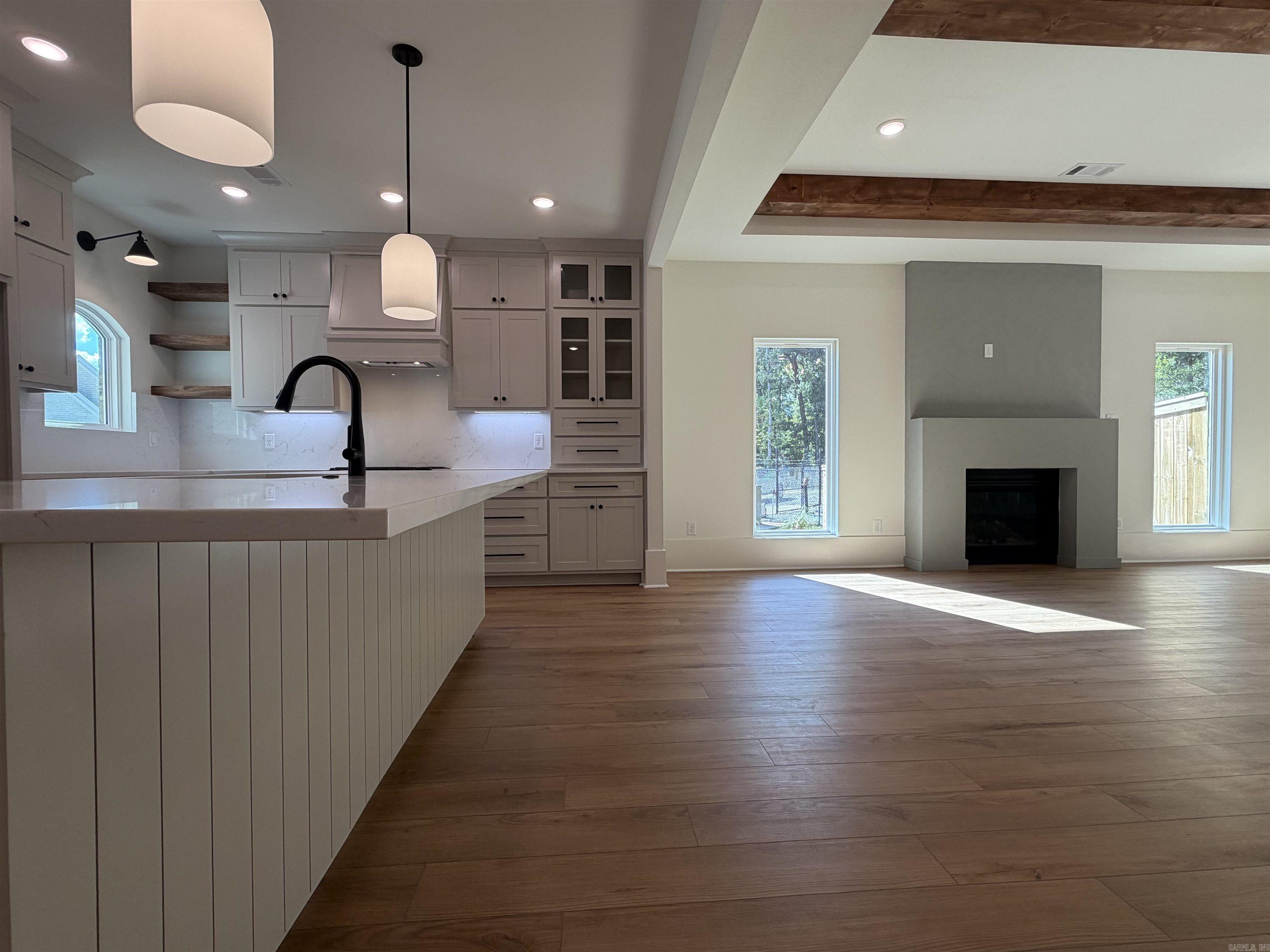 7166 Moonview Place Benton, AR 72019