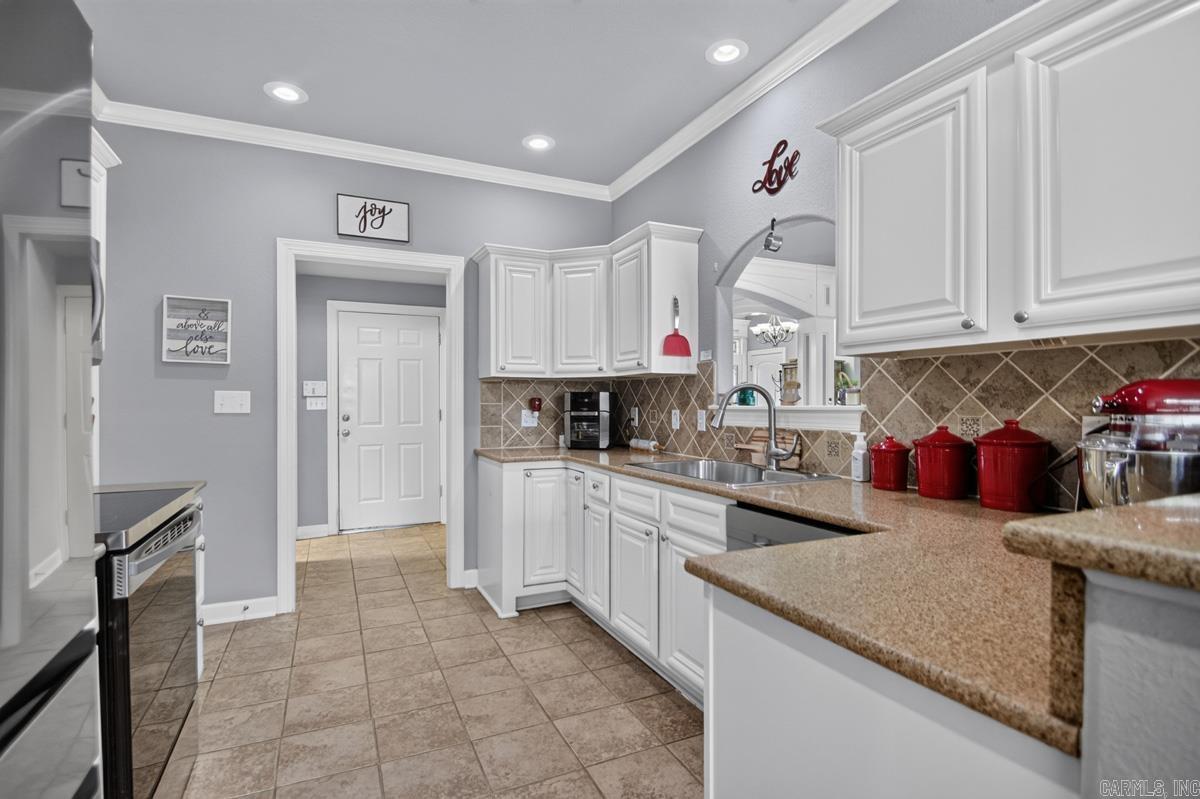 1308 Nature Way Dr  Benton, AR