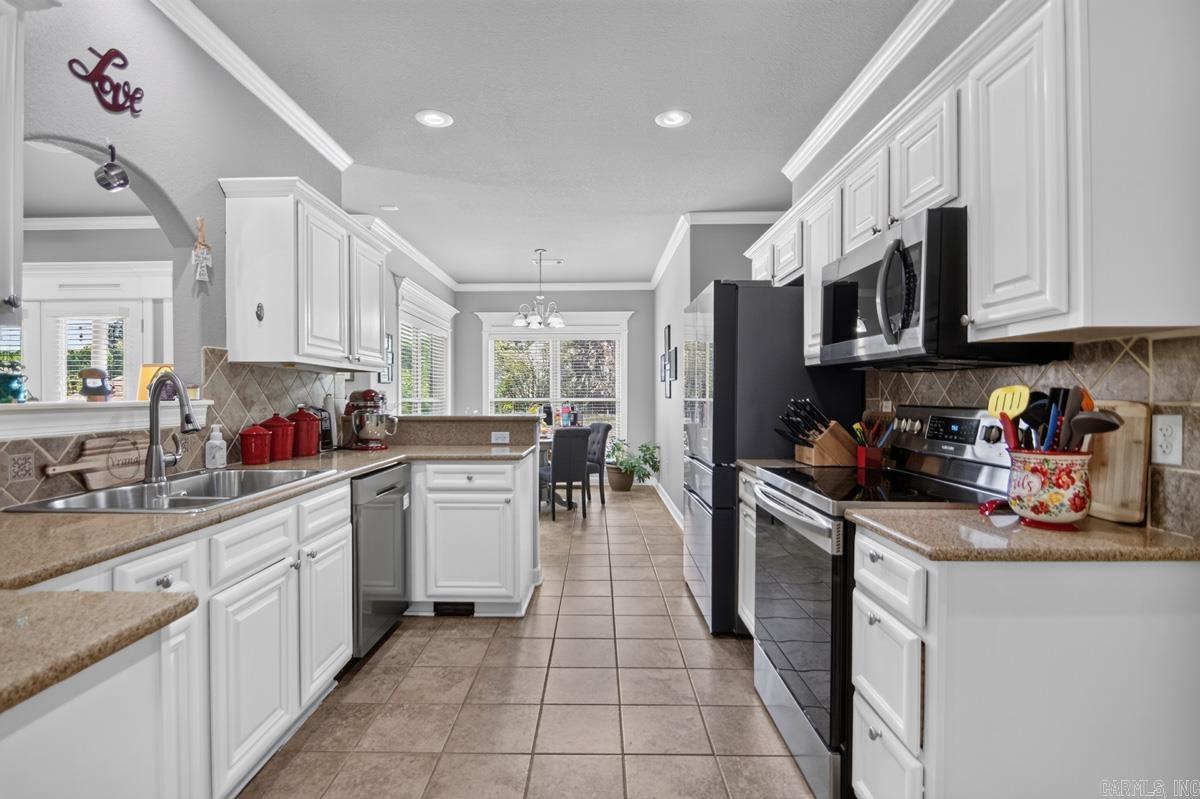 1308 Nature Way Dr  Benton, AR