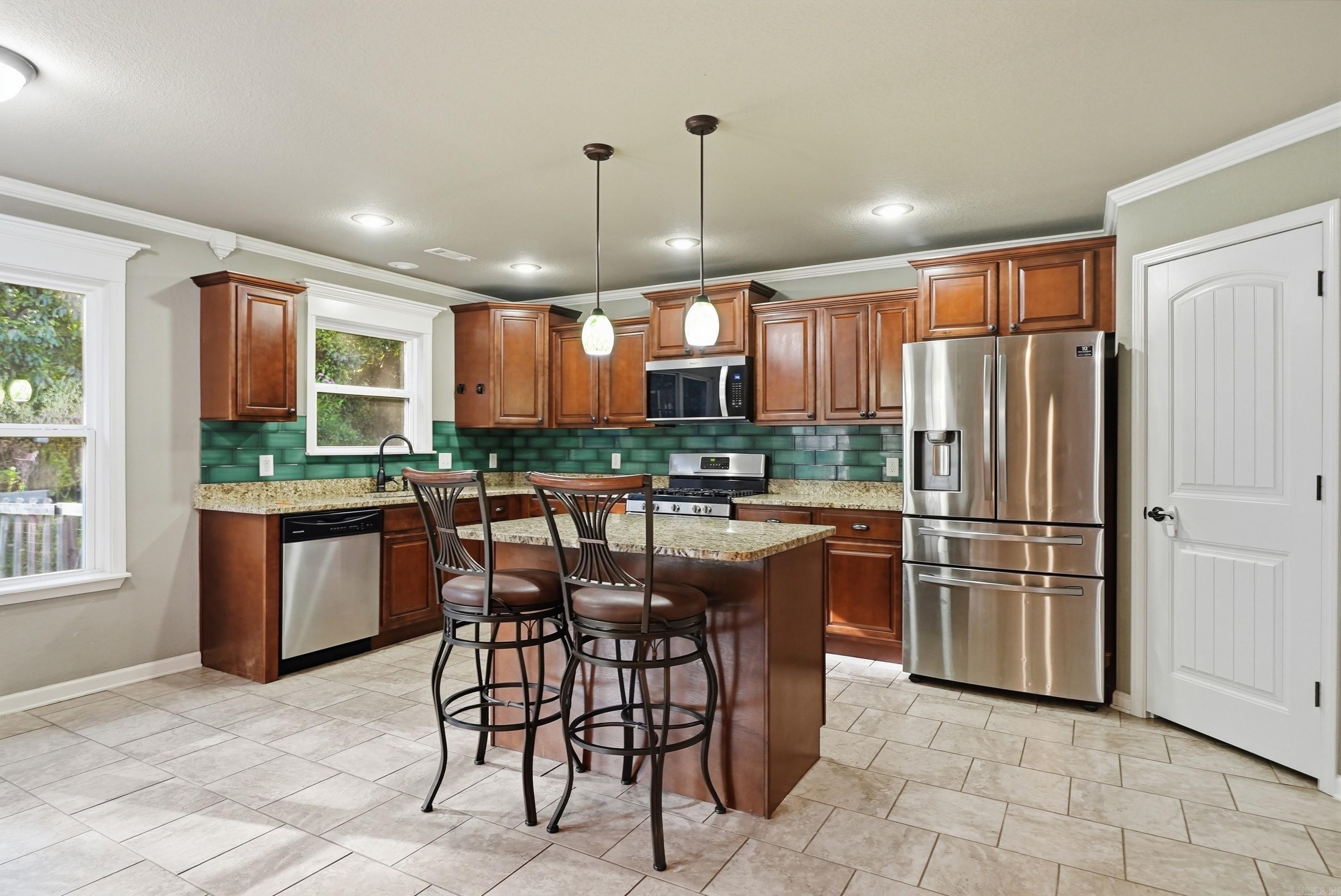 3015 Gladstone Drive Conway, AR 72032
