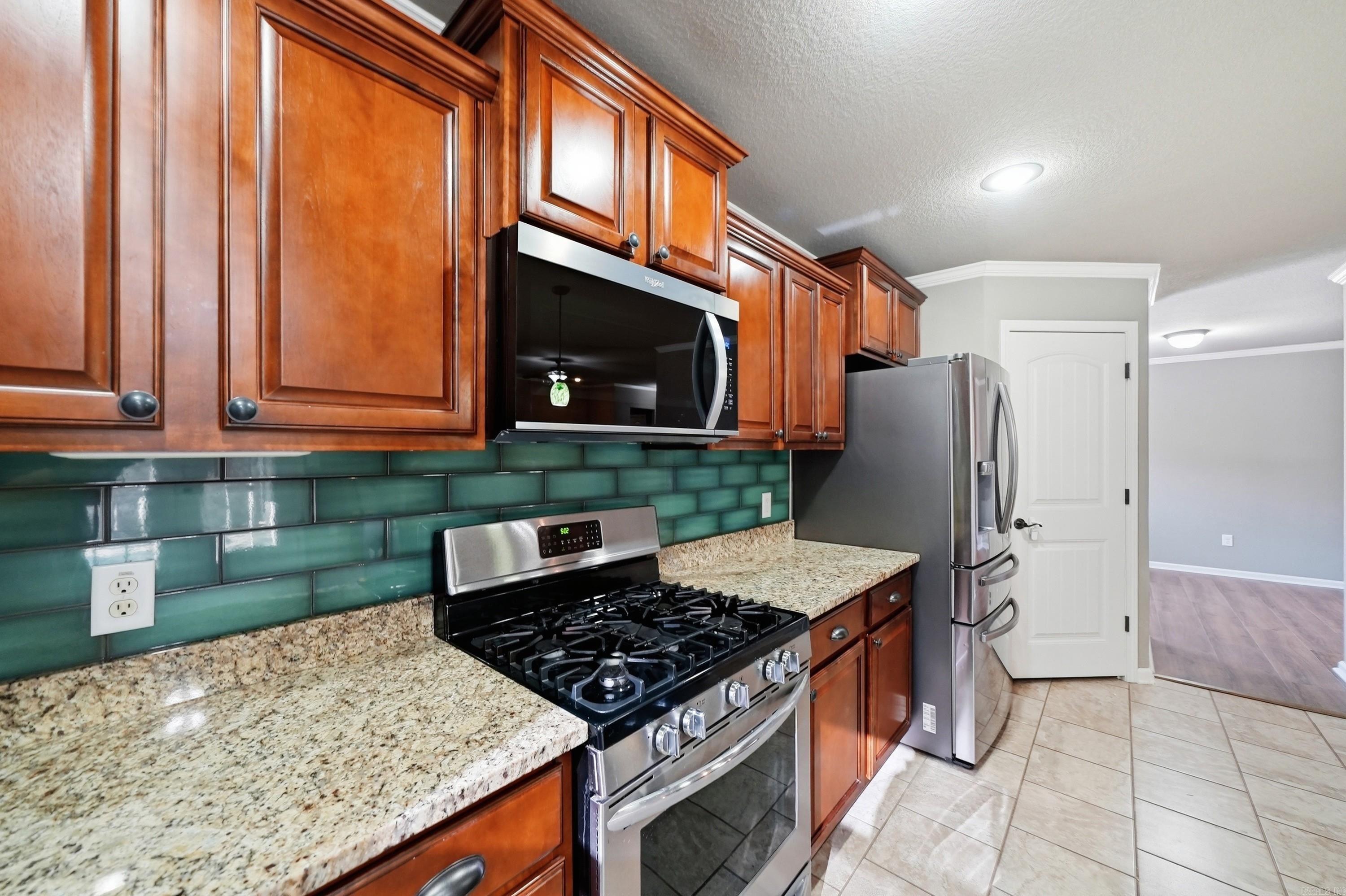 3015 Gladstone Drive Conway, AR 72032
