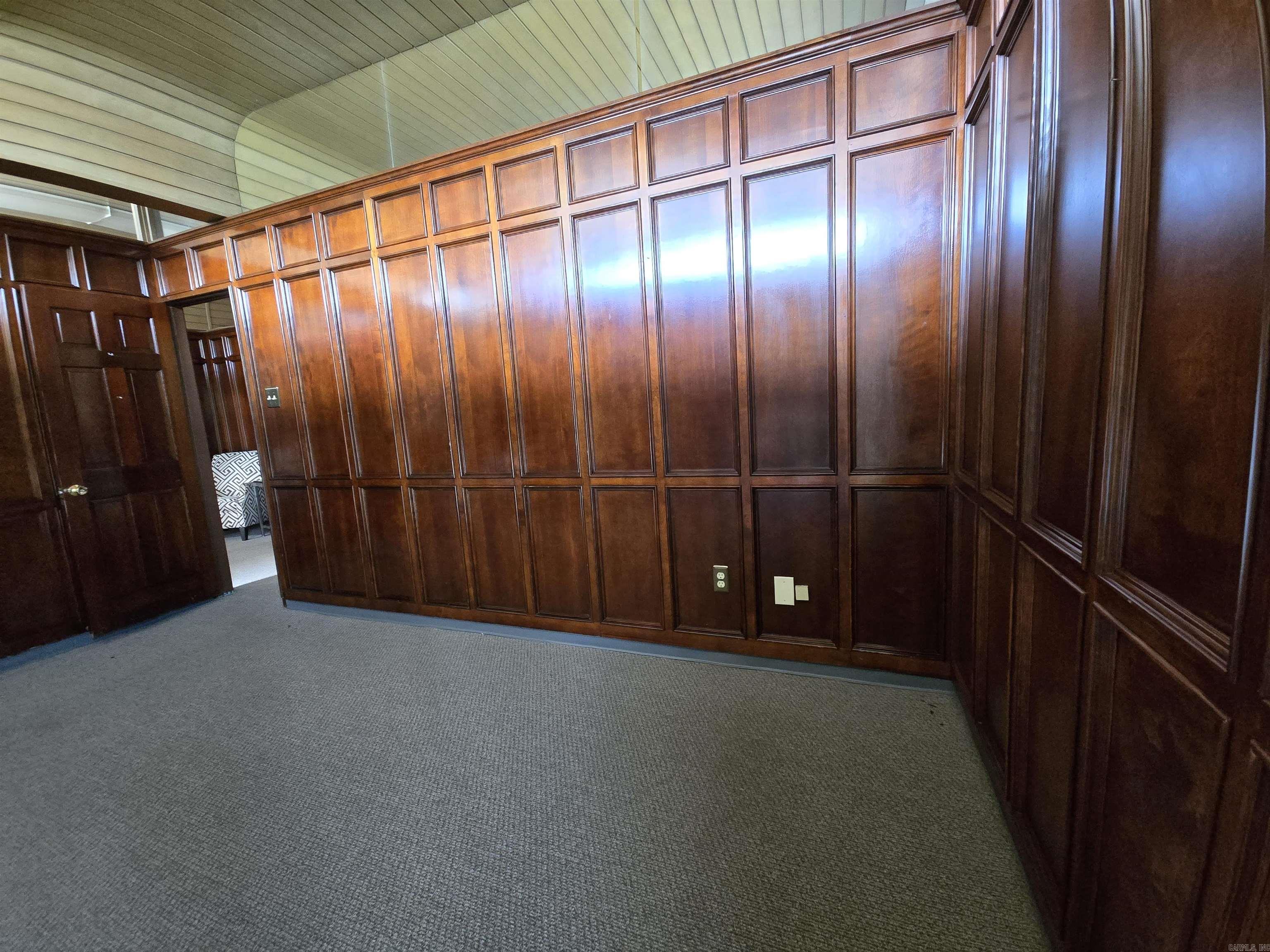916 Garland Street — photo 3
