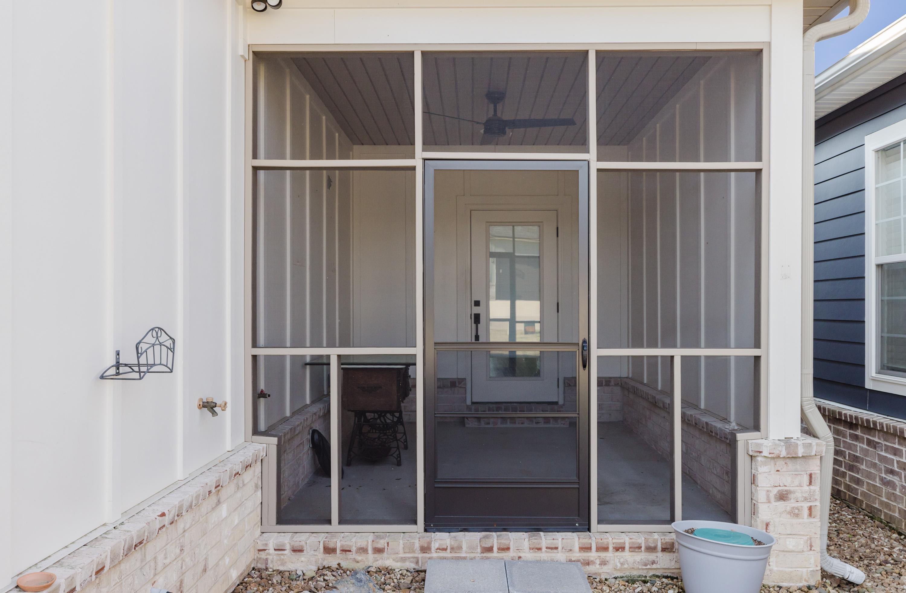 229 A  Bryant, AR
