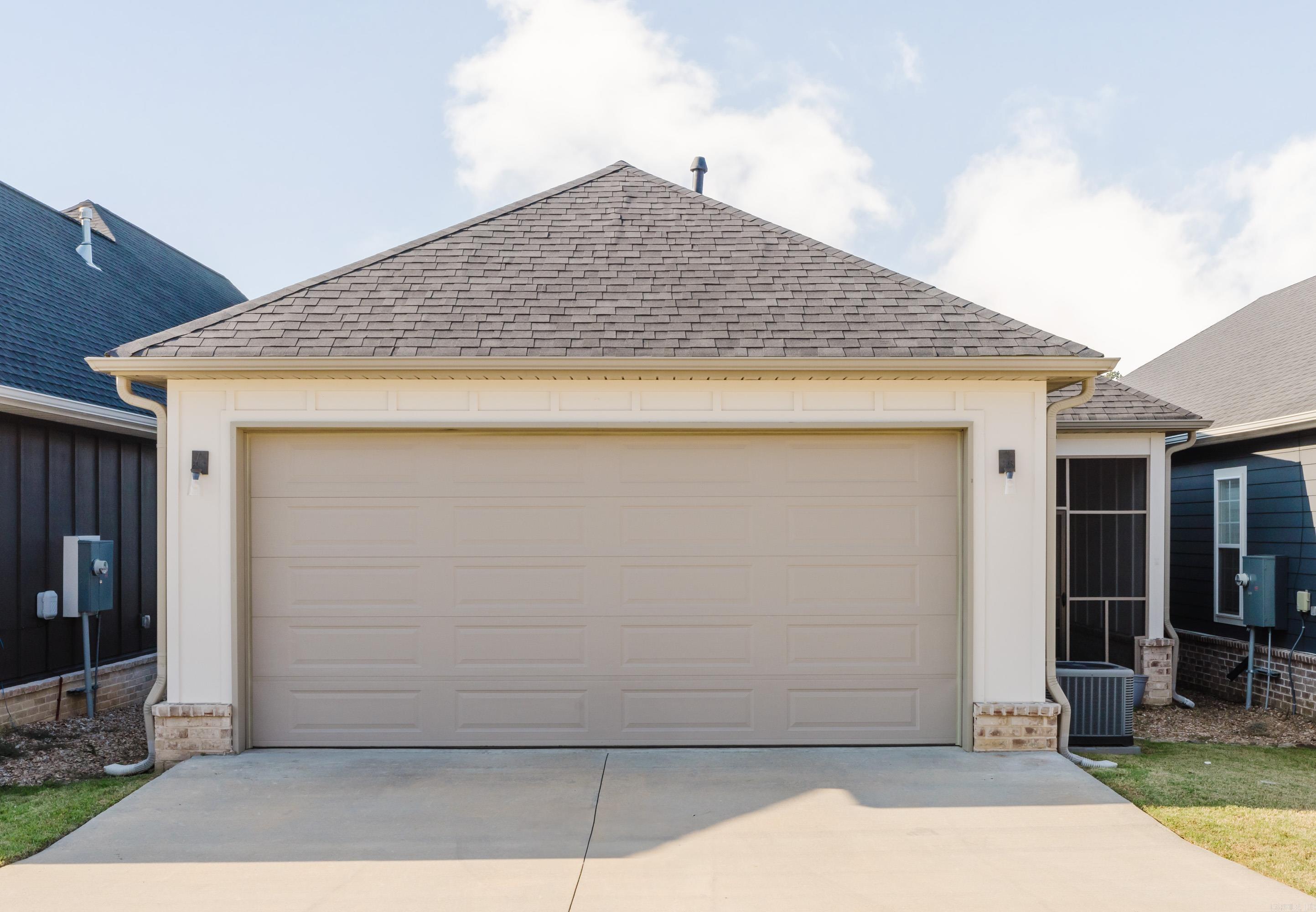 229 A  Bryant, AR