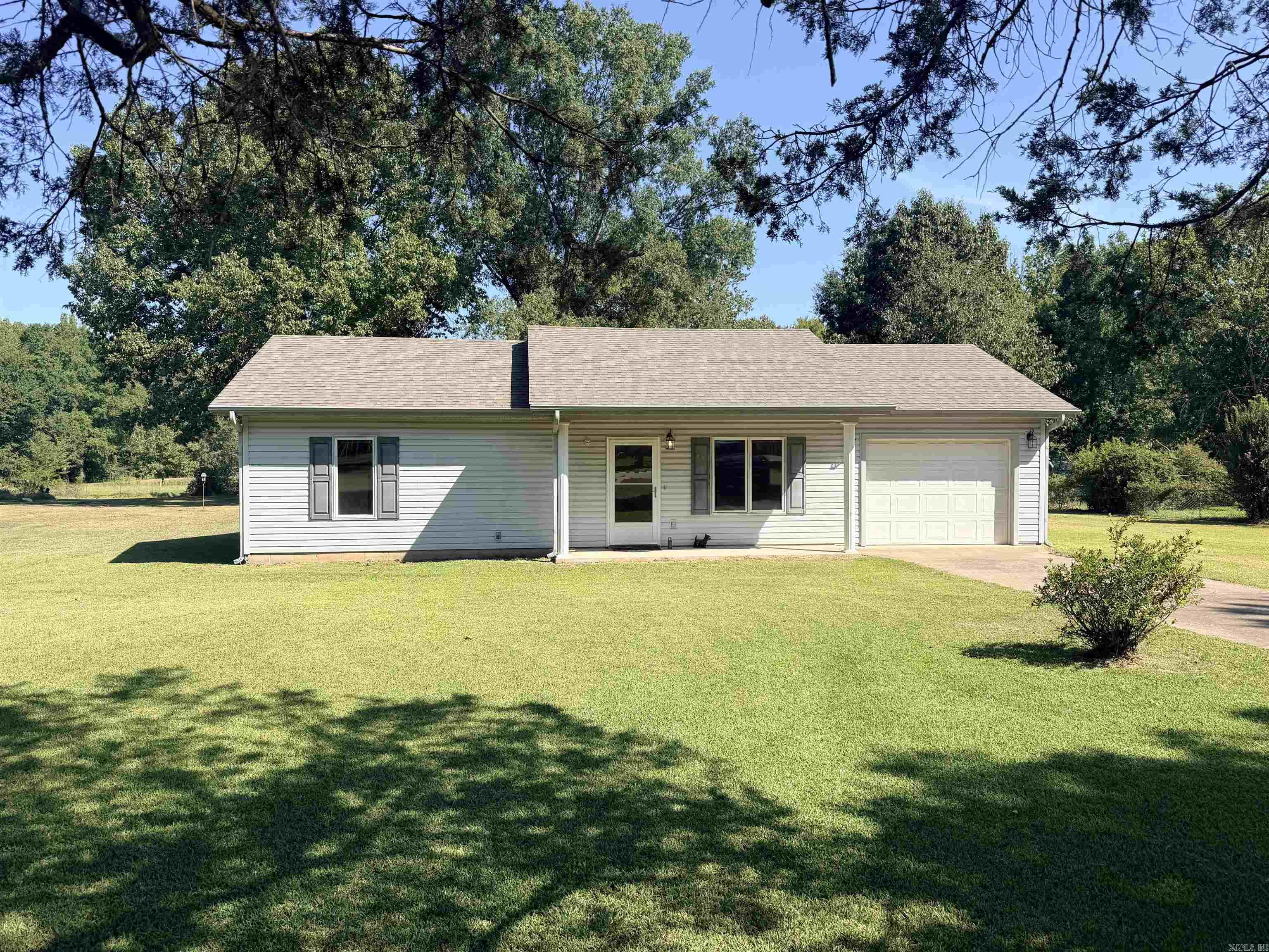 5802 Hawkins Loop — exterior