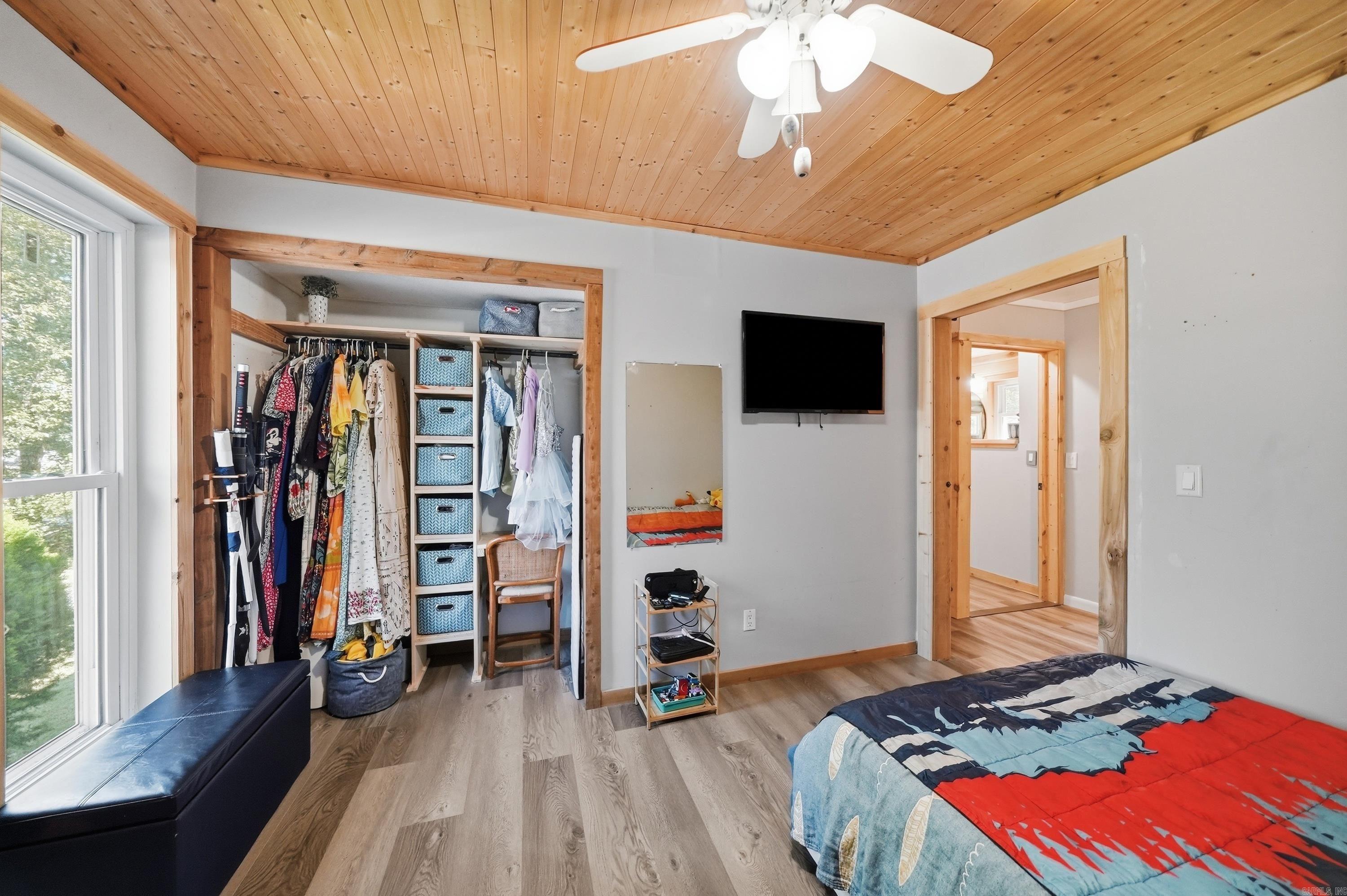 195 Lynch  Clinton, AR