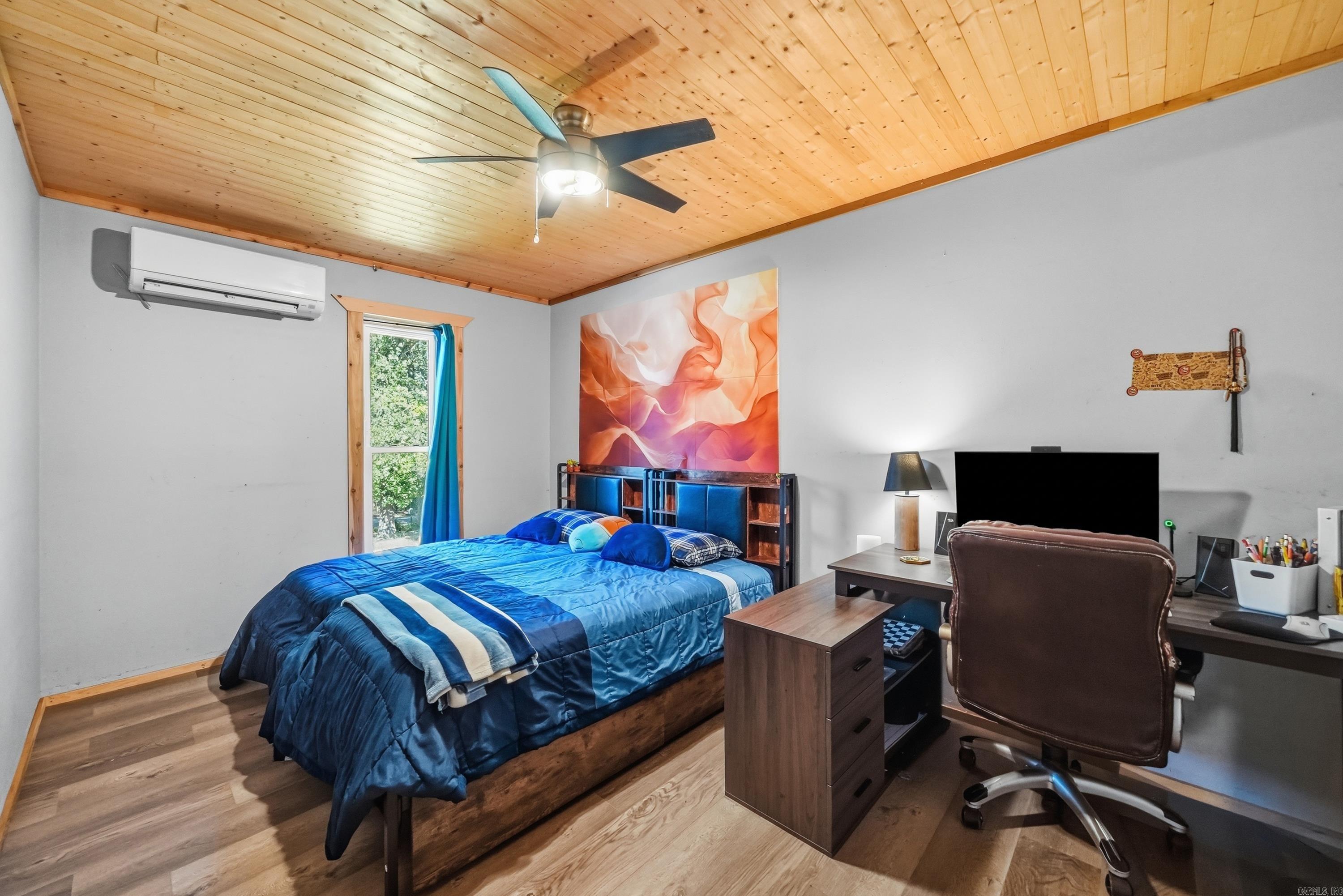 195 Lynch  Clinton, AR