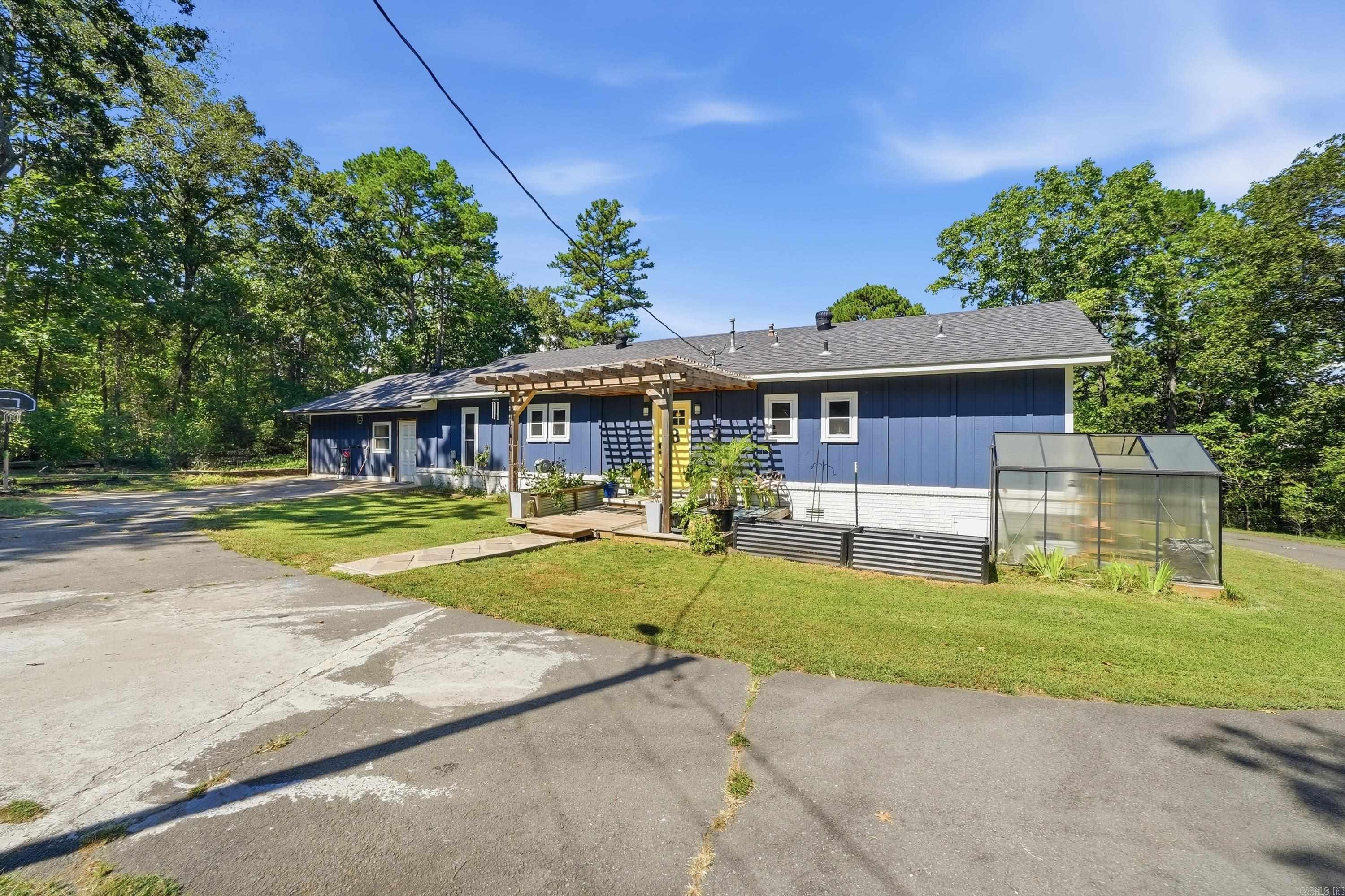 195 Lynch  Clinton, AR