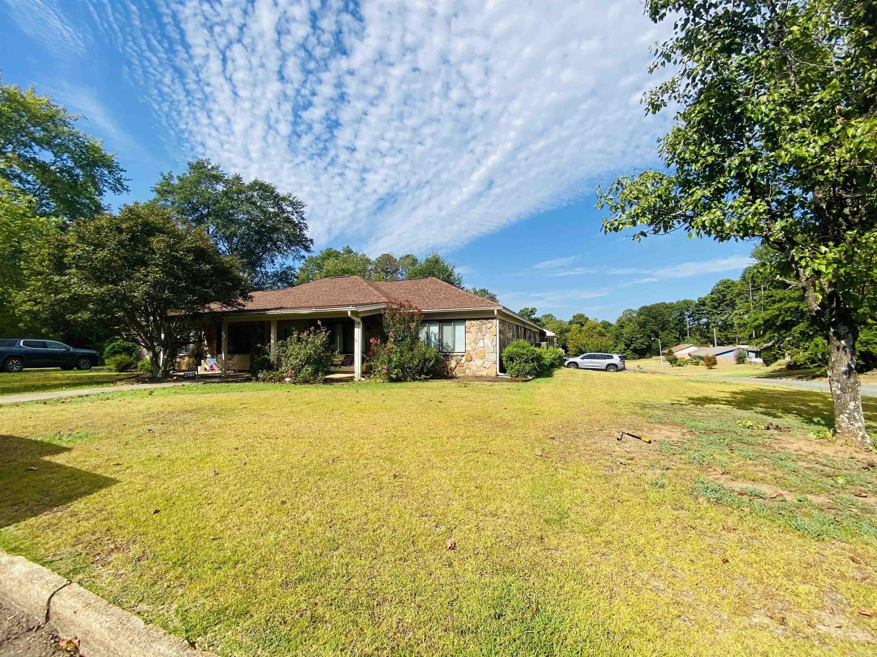 2900 Cherokee  Camden, AR