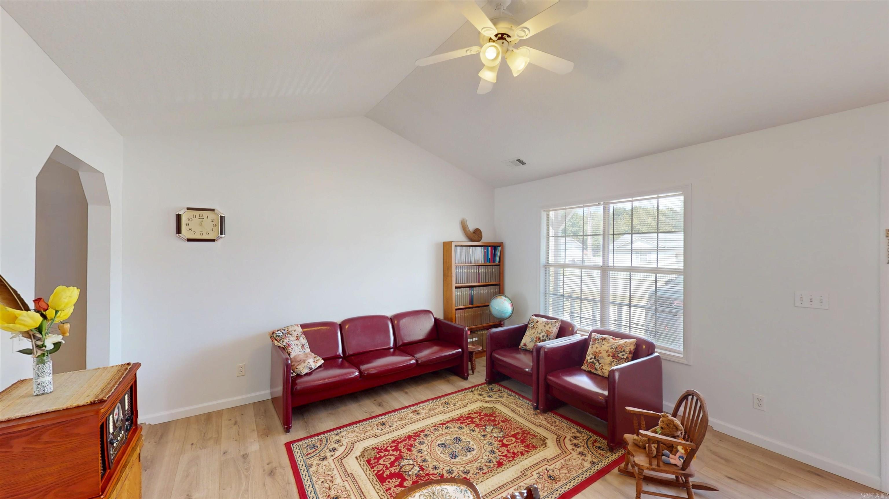 1110 Roberts  Paragould, AR