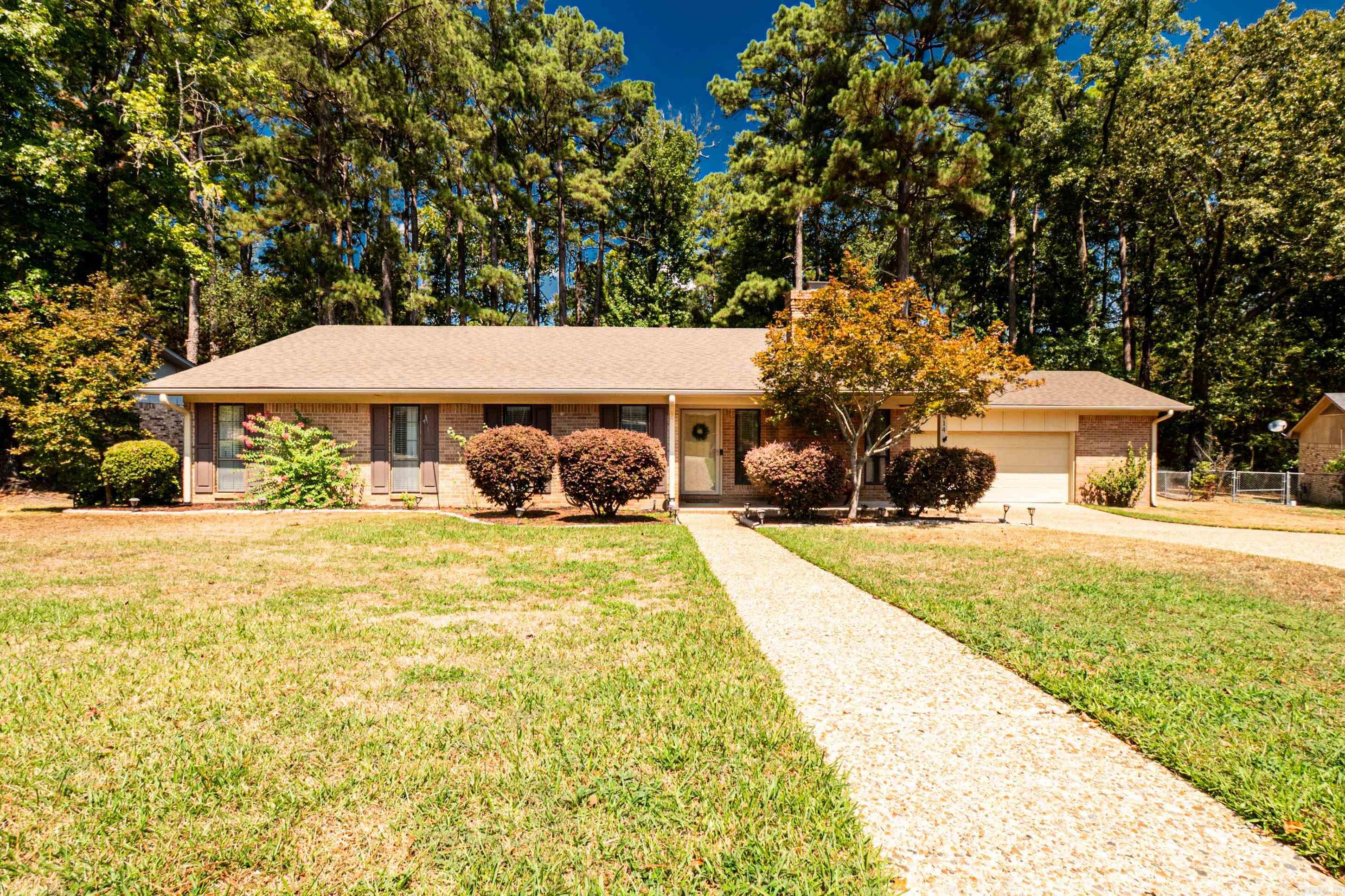 1914  Ridgewood Dr  El Dorado, AR