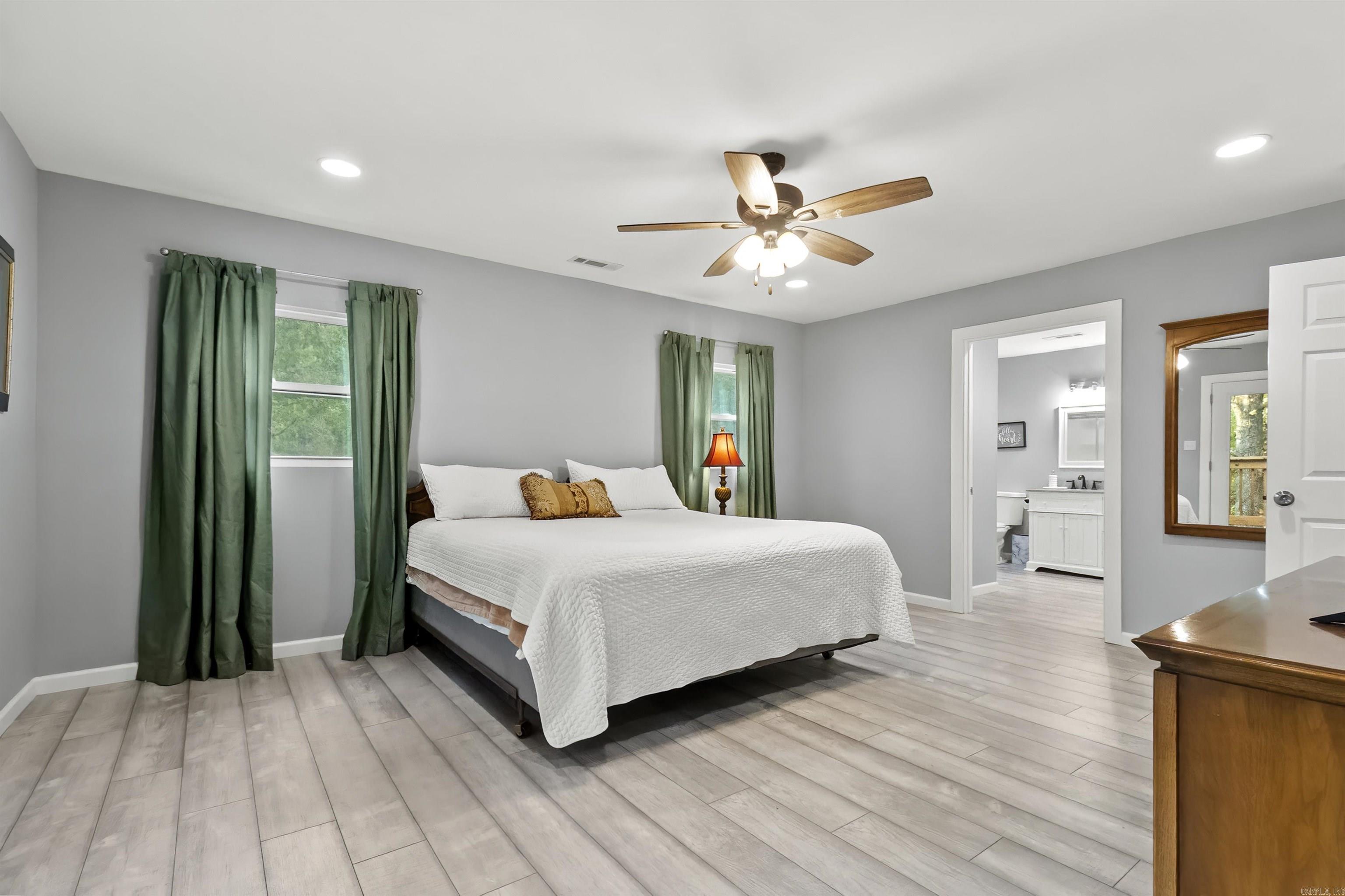 140 Cardinal  Diamond City, AR